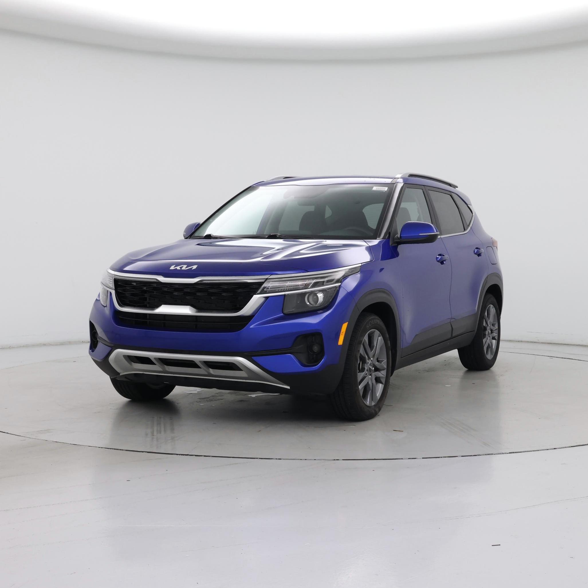 Thumbnail: 2023 Kia Seltos - 4