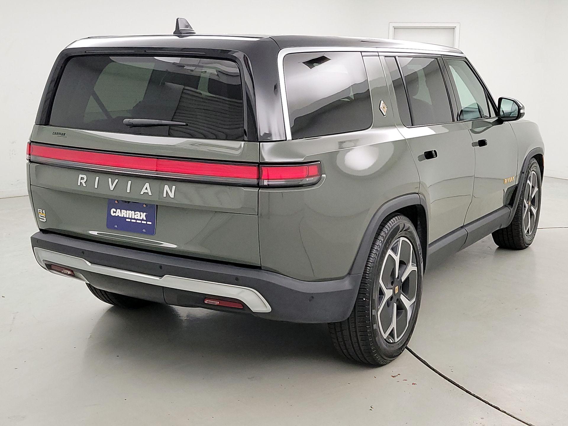 Thumbnail: 2023 Rivian R1S - 5