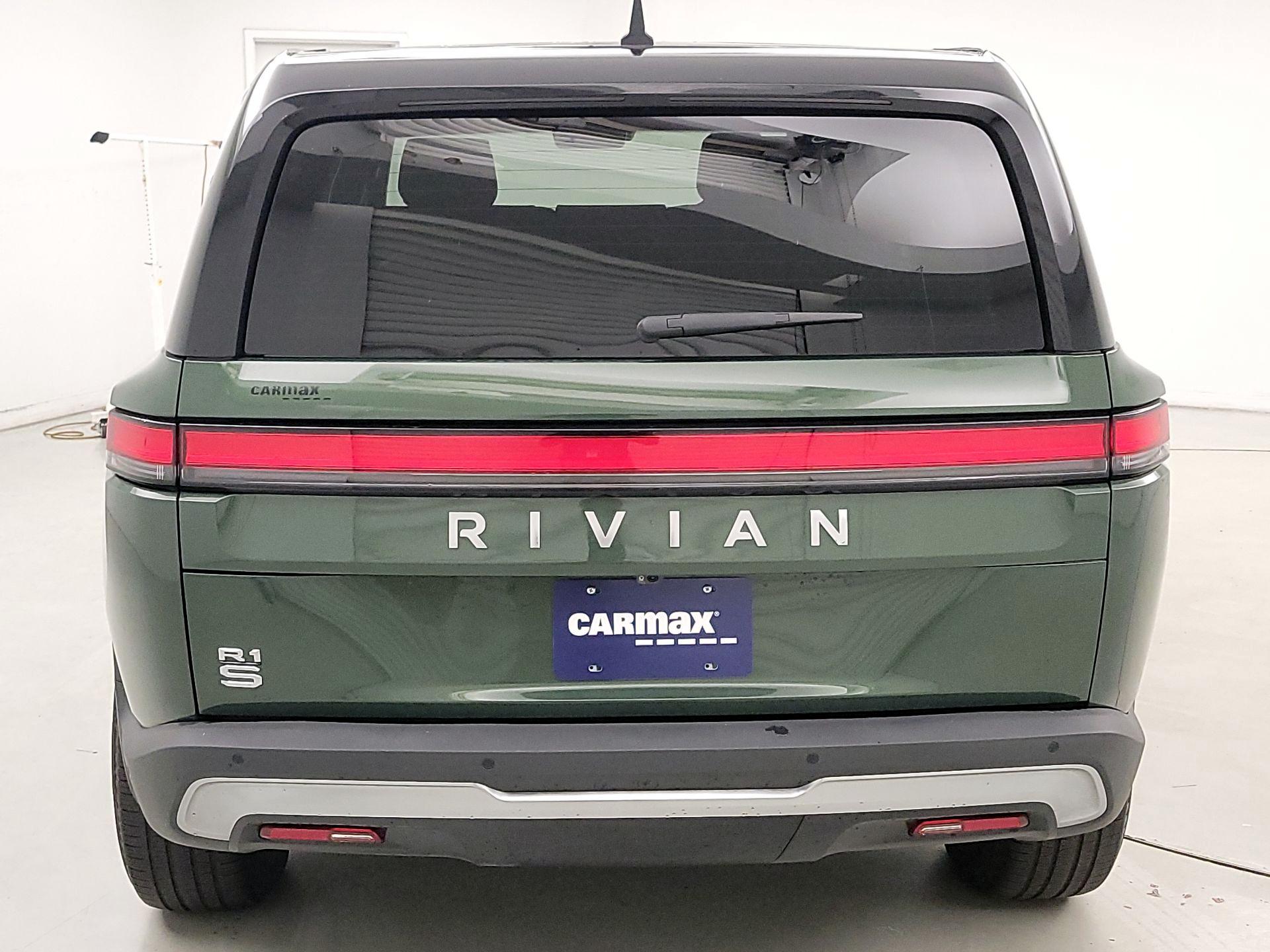 Thumbnail: 2024 Rivian R1S - 6