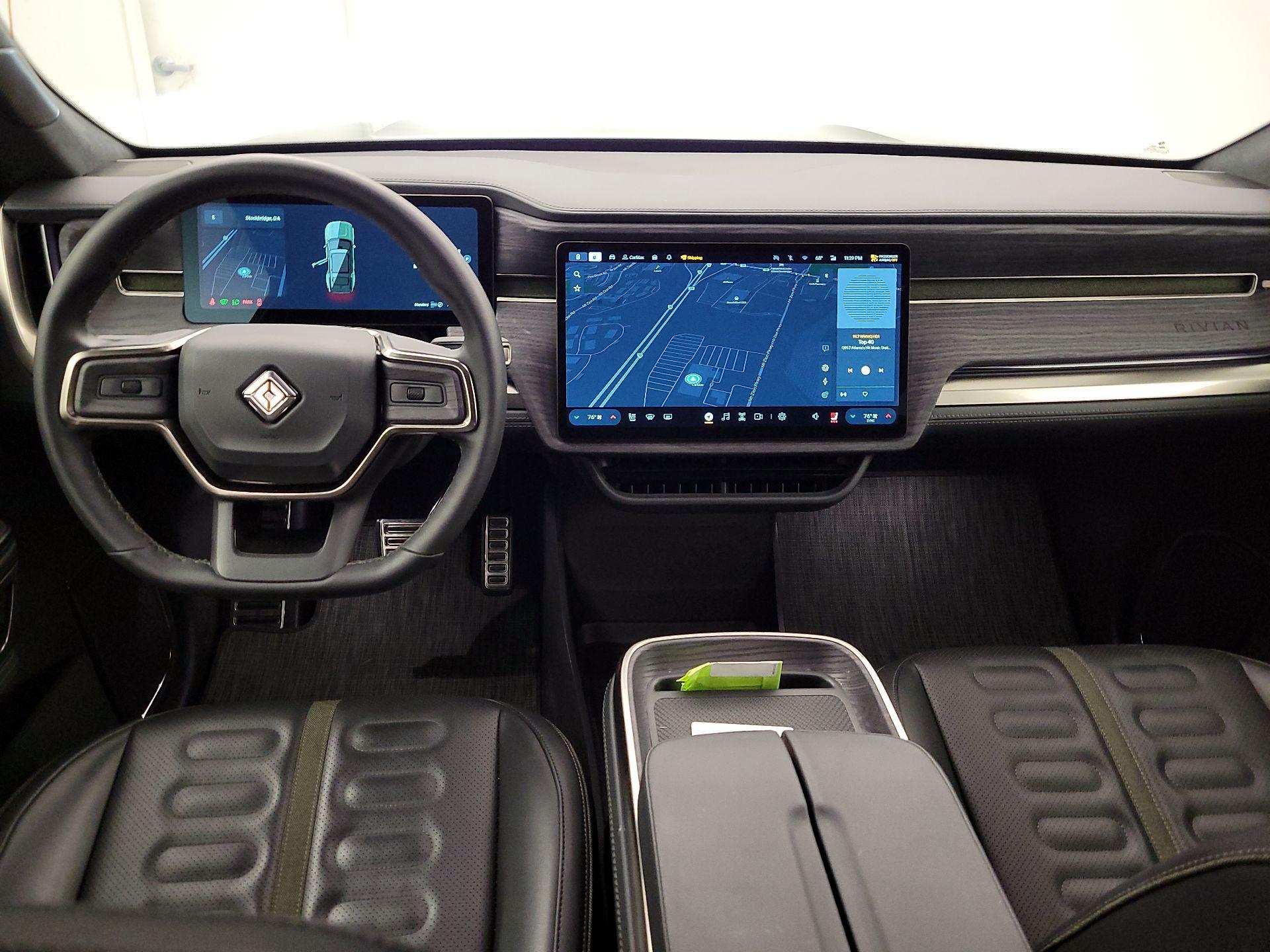 Thumbnail: 2024 Rivian R1S - 8