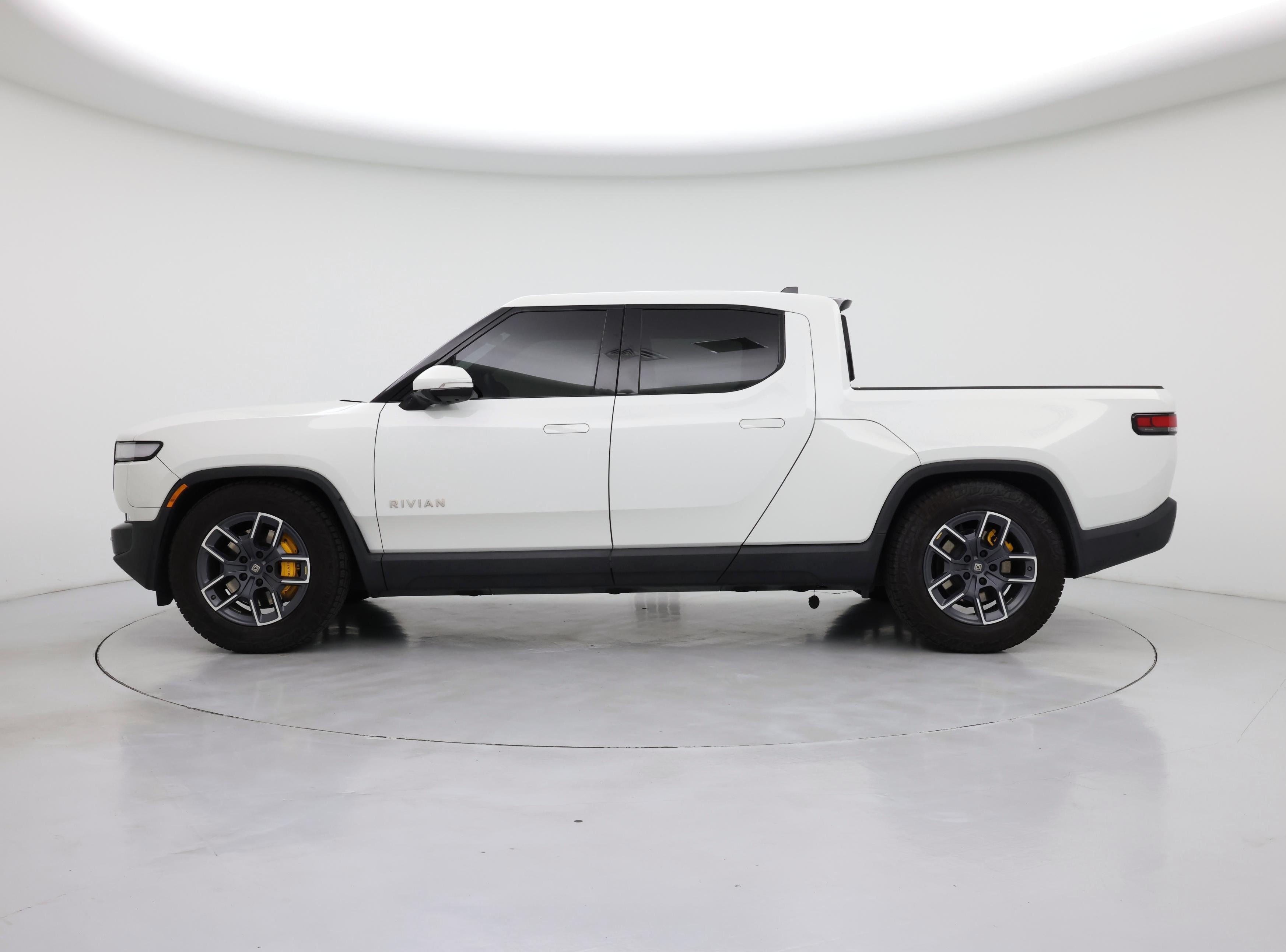 Thumbnail: 2023 Rivian R1T - 3