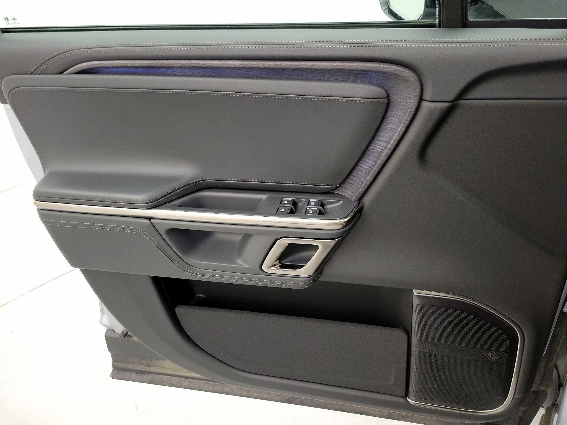 Thumbnail: 2024 Rivian R1S - 12