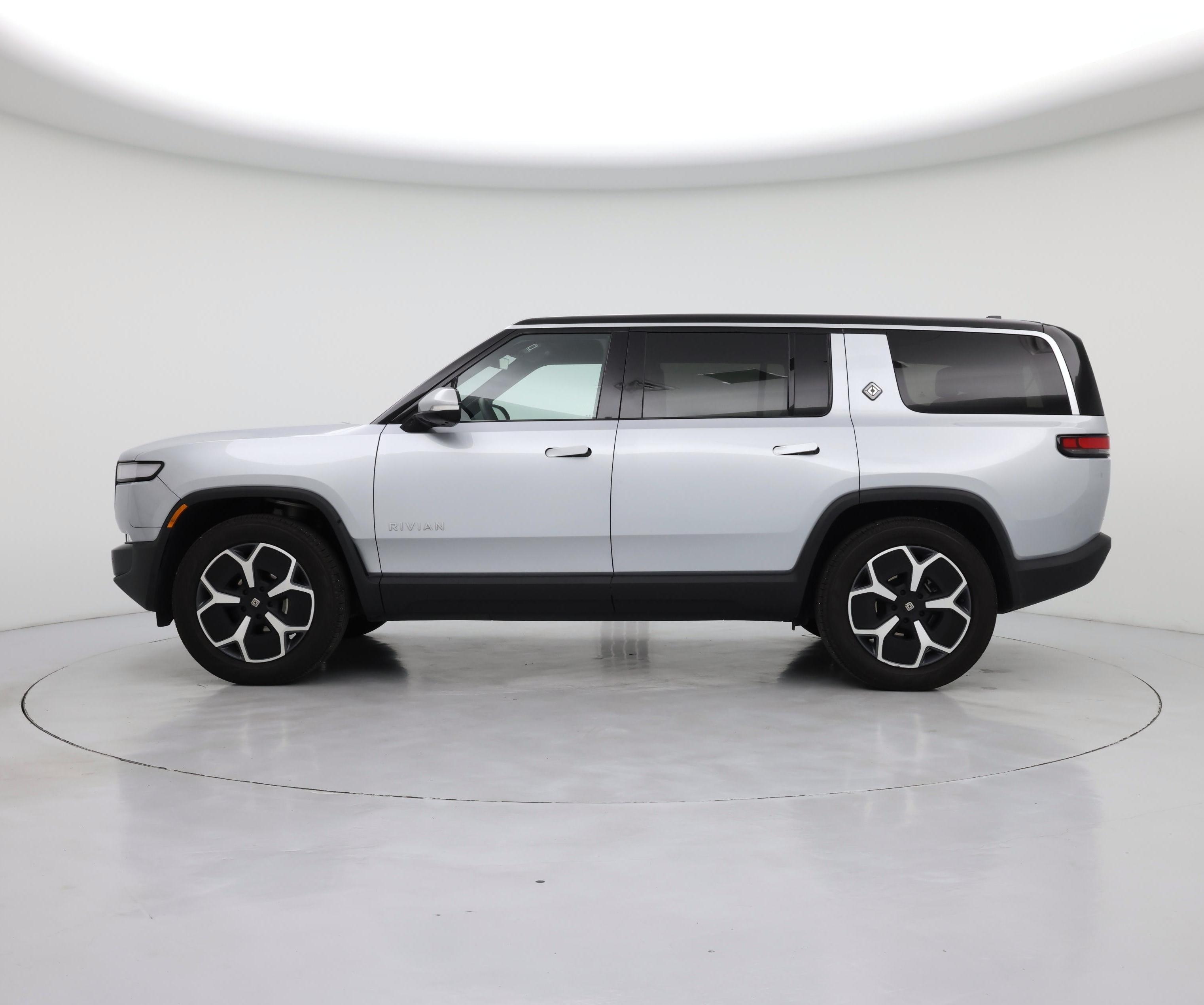 Thumbnail: 2024 Rivian R1S - 3
