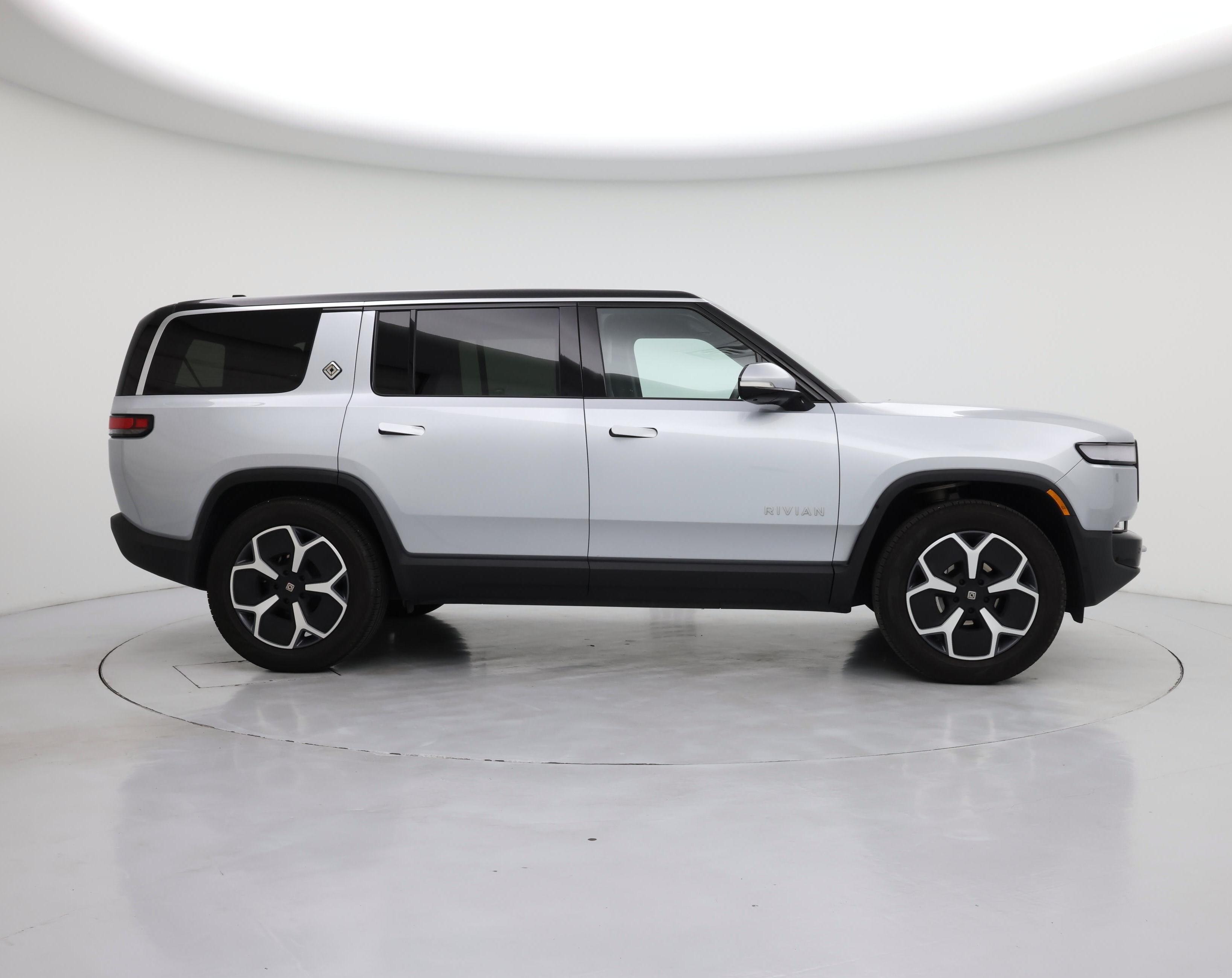 Thumbnail: 2024 Rivian R1S - 7