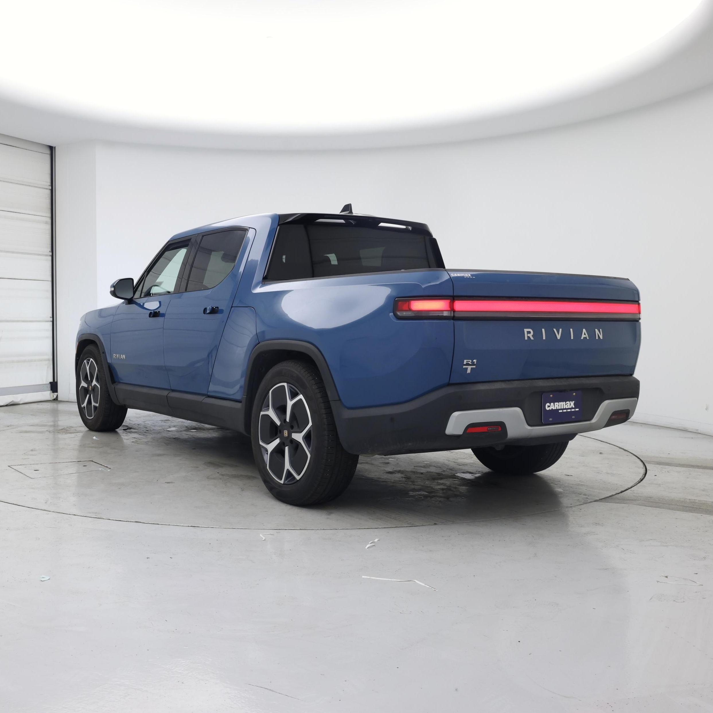 Thumbnail: 2023 Rivian R1T - 2