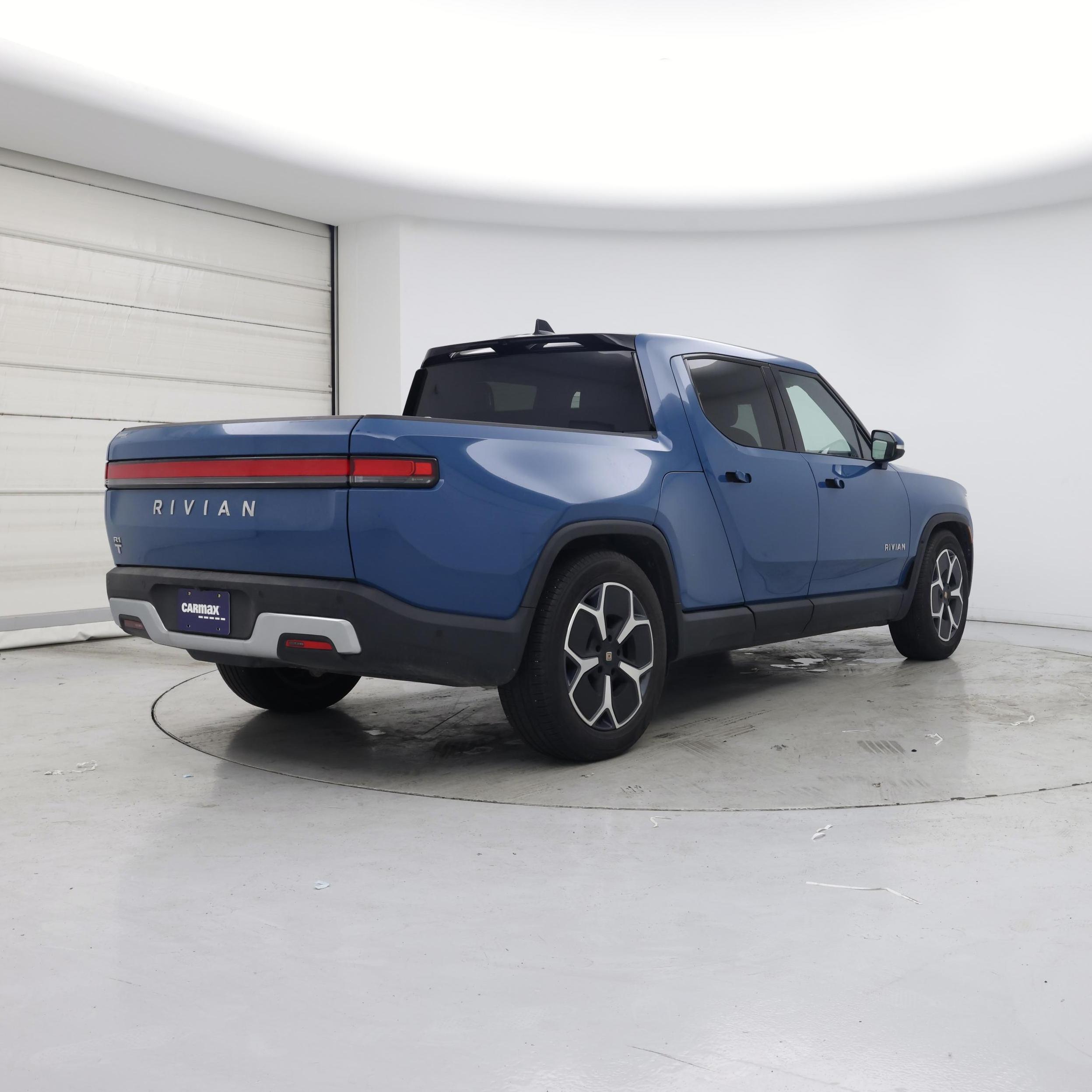 Thumbnail: 2023 Rivian R1T - 8