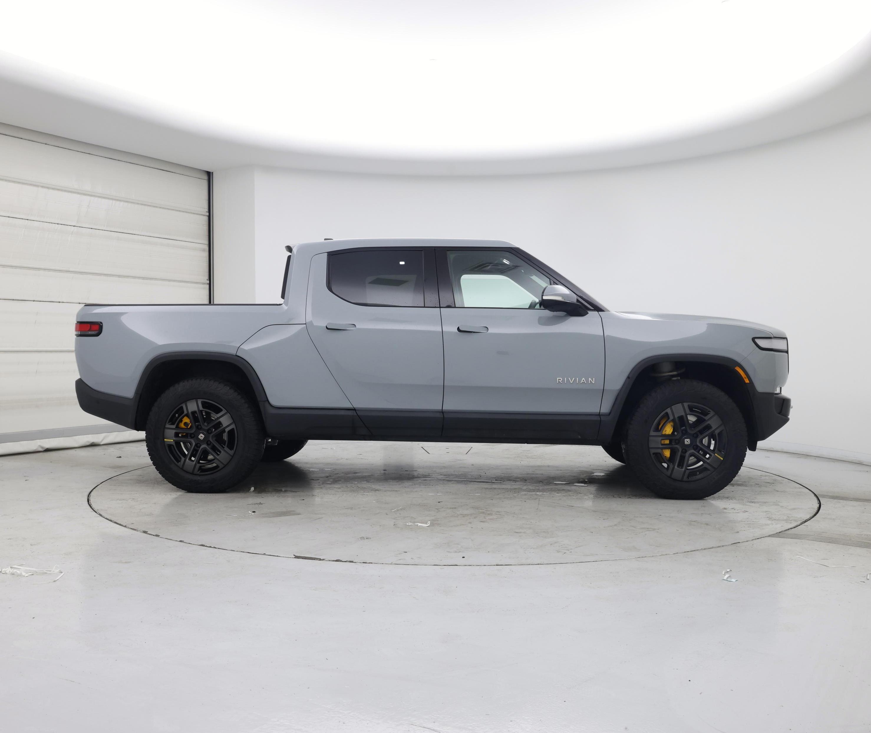 Thumbnail: 2022 Rivian R1T - 7