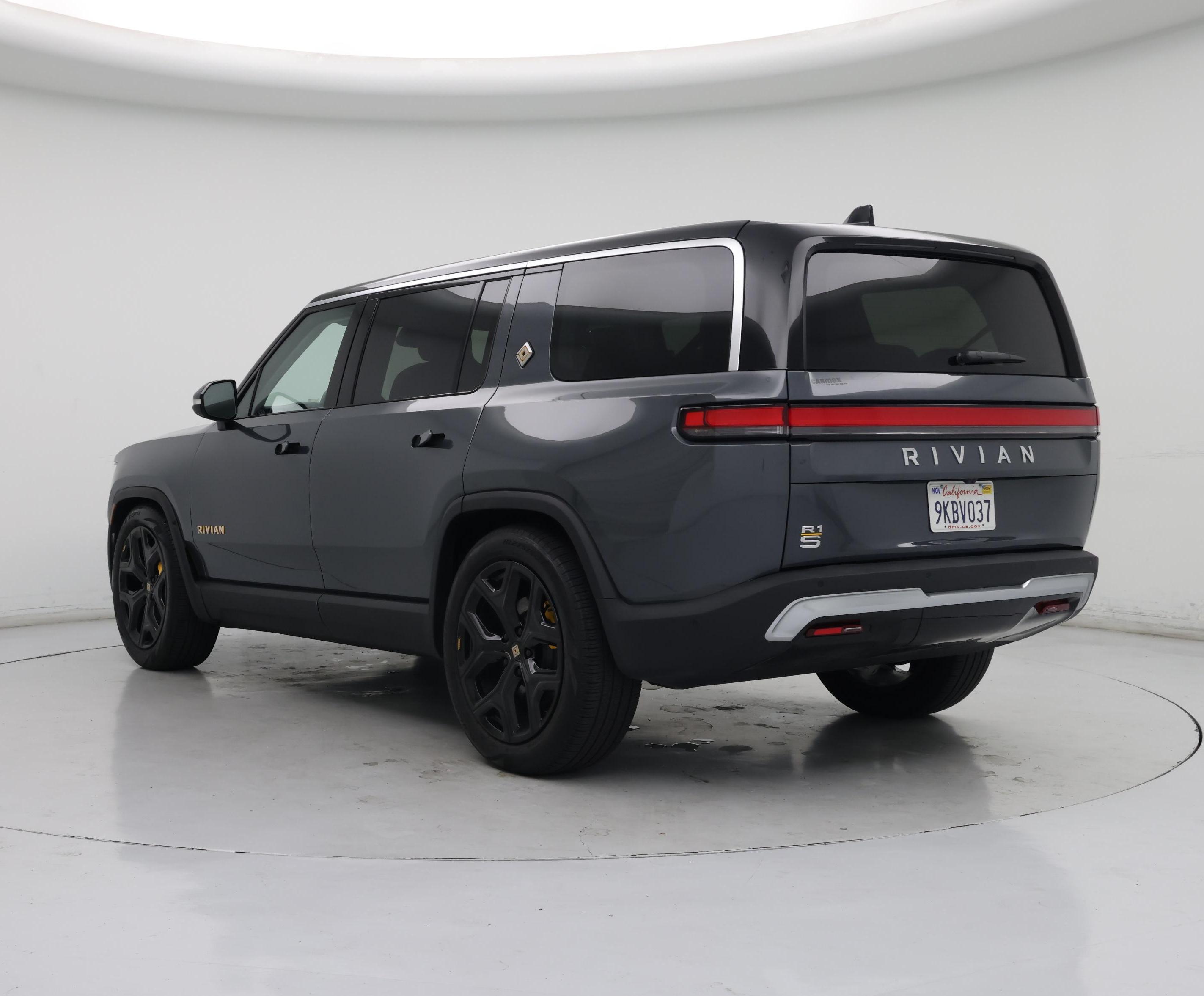 Thumbnail: 2023 Rivian R1S - 2