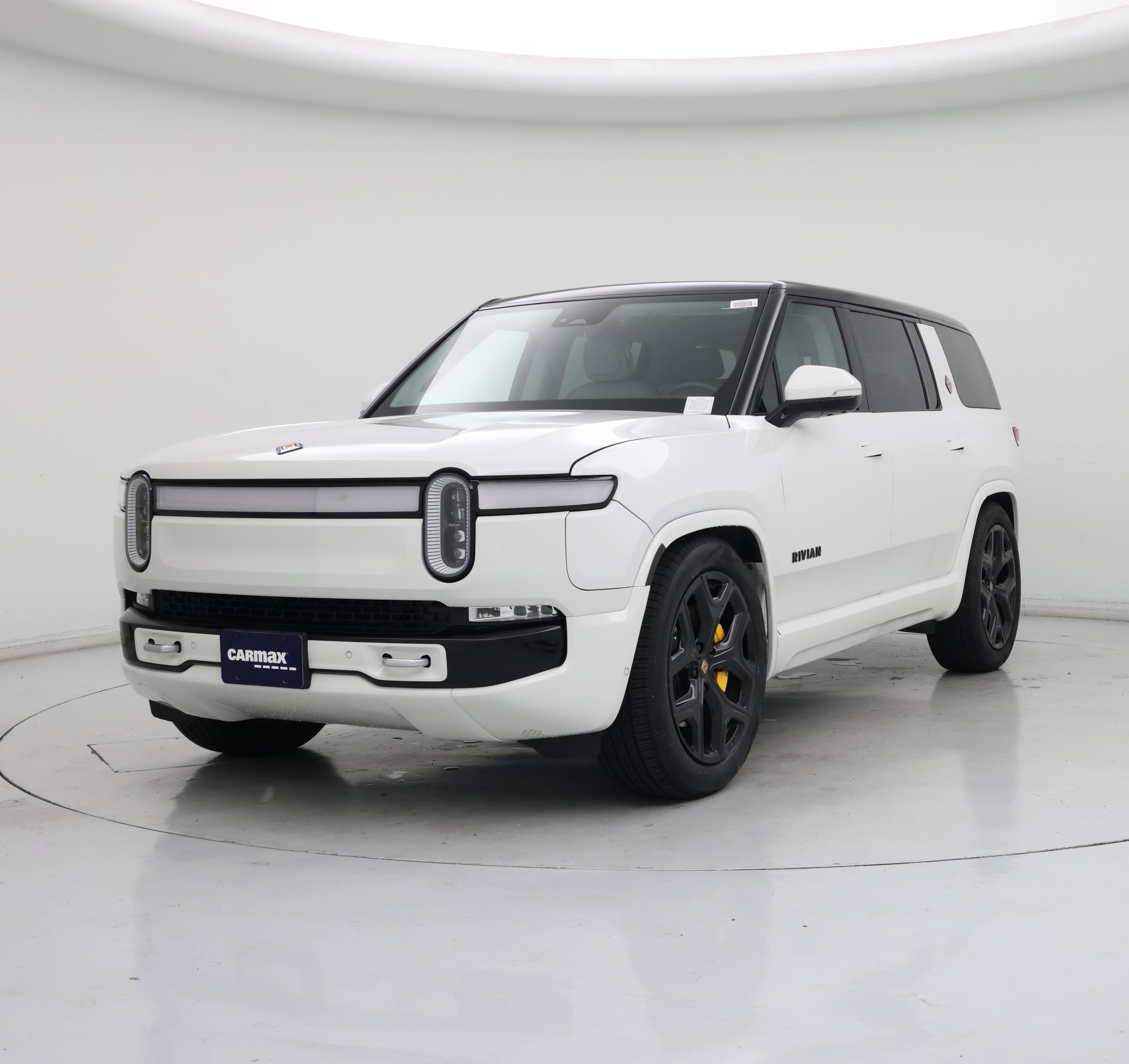 Thumbnail: 2023 Rivian R1S - 4
