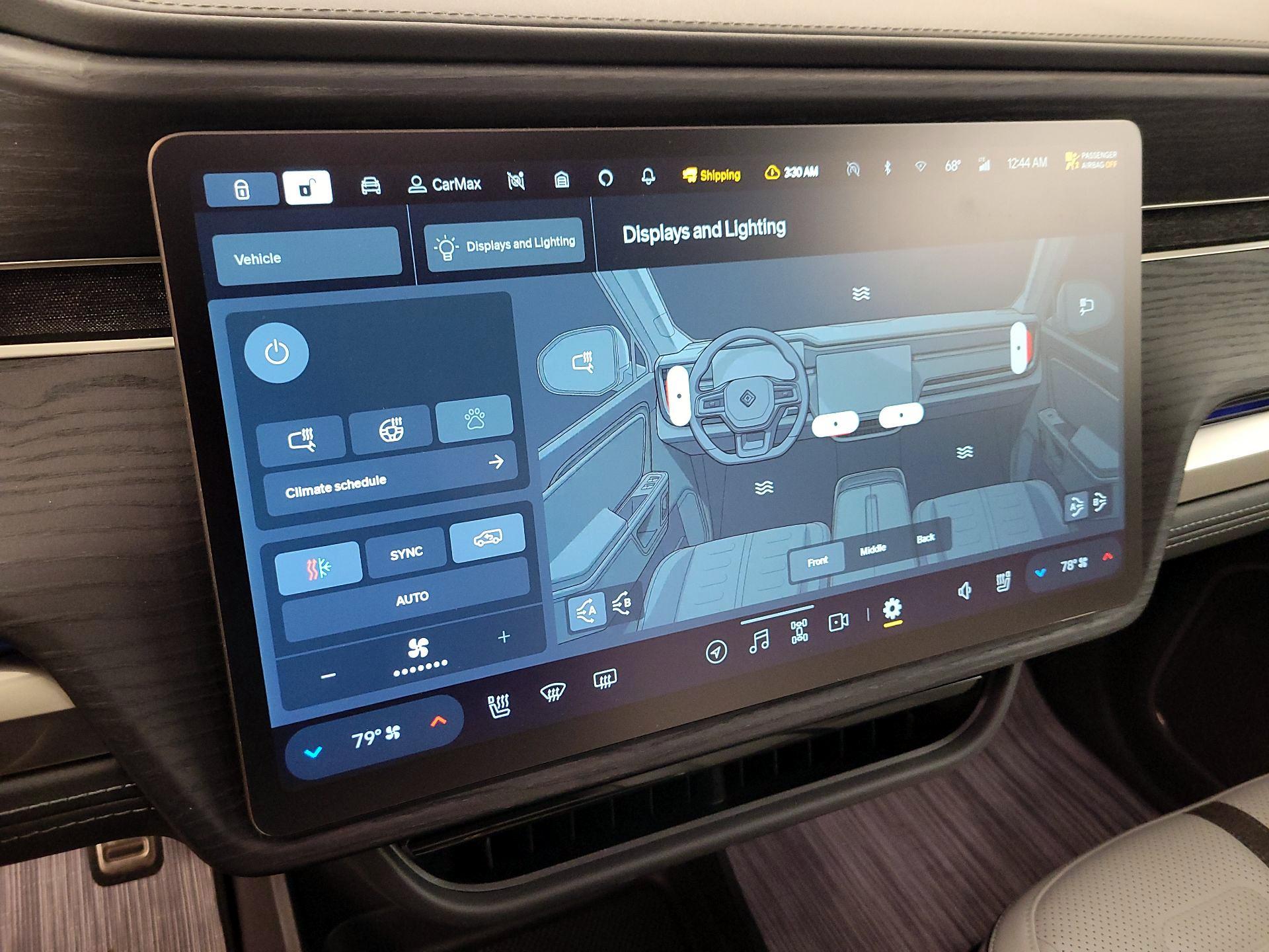 Thumbnail: 2023 Rivian R1S - 14