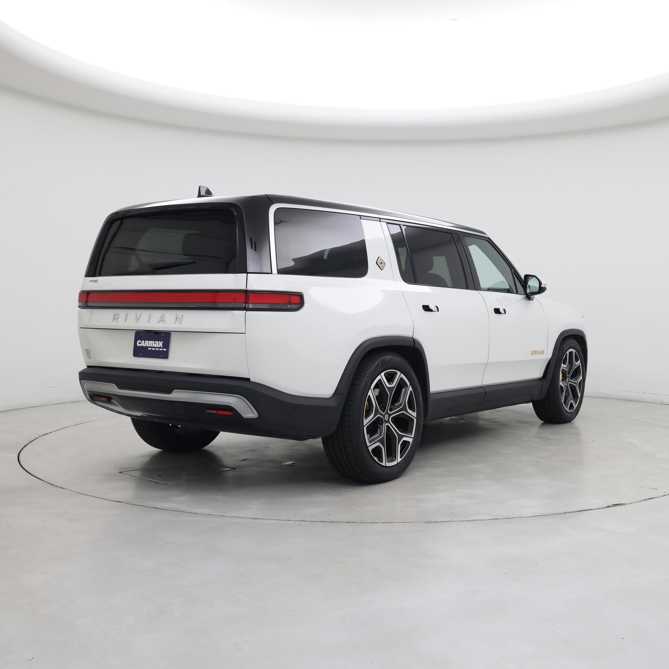 Thumbnail: 2022 Rivian R1S - 8