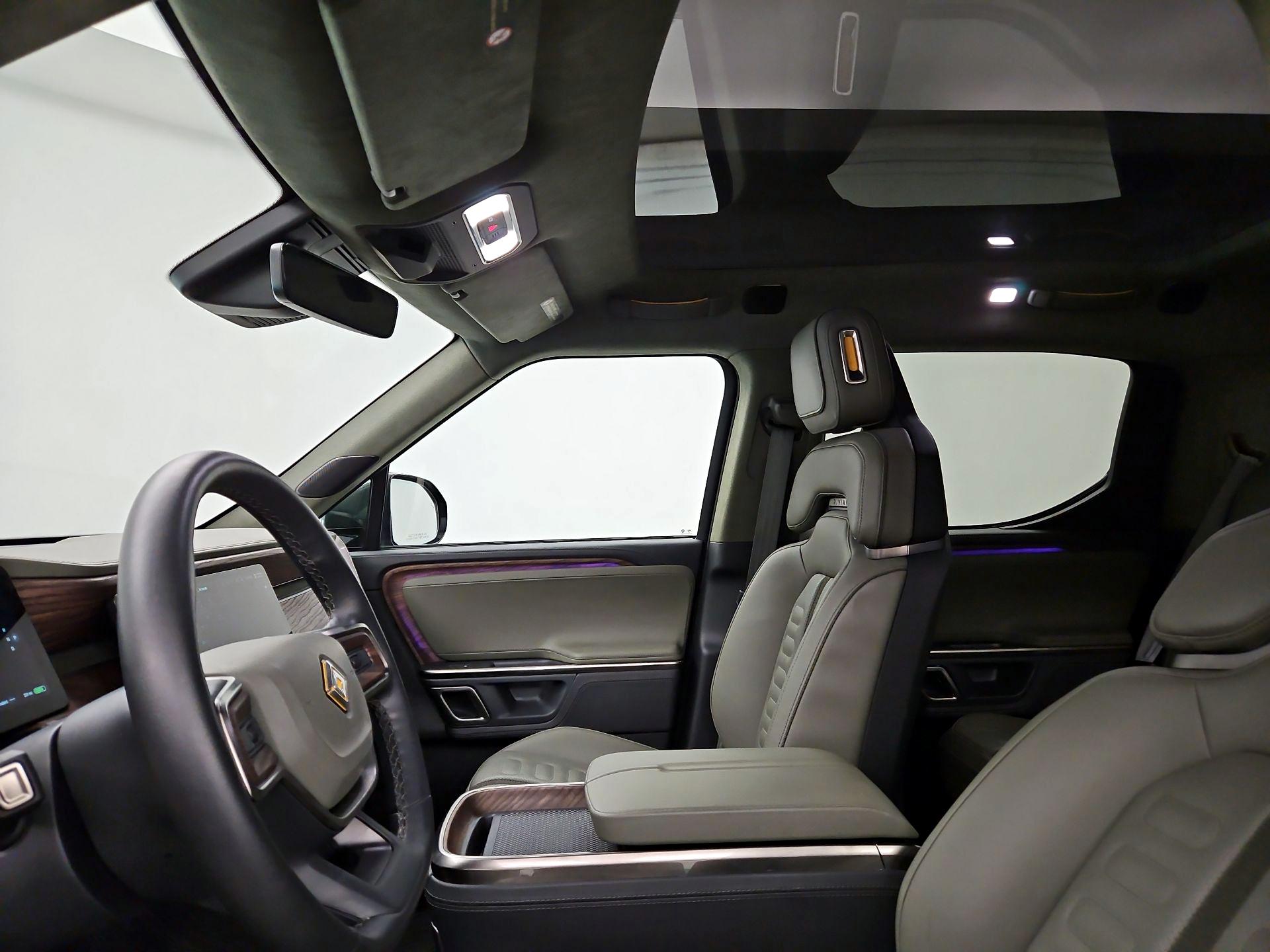 Thumbnail: 2022 Rivian R1T - 19