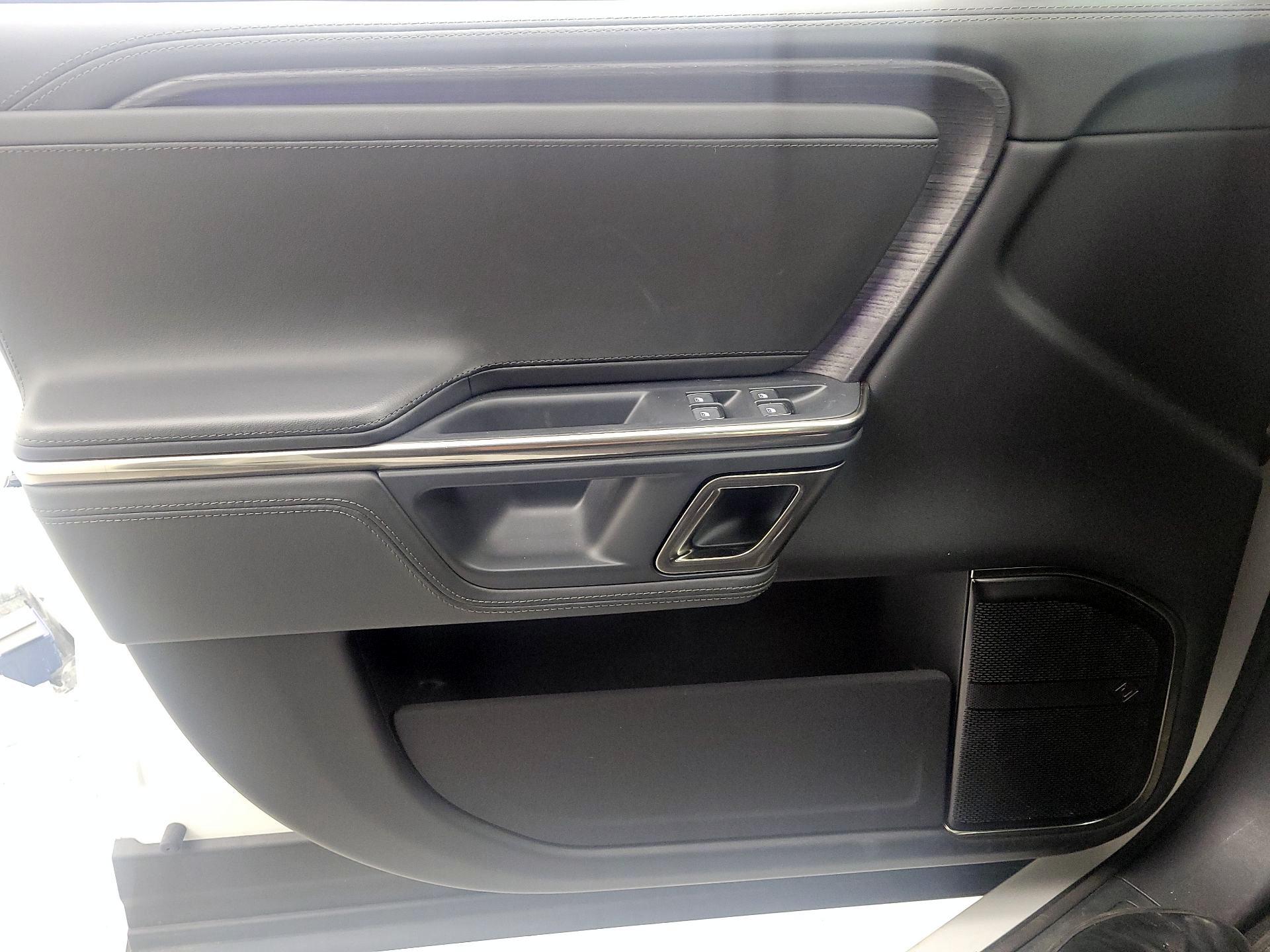 Thumbnail: 2023 Rivian R1S - 12