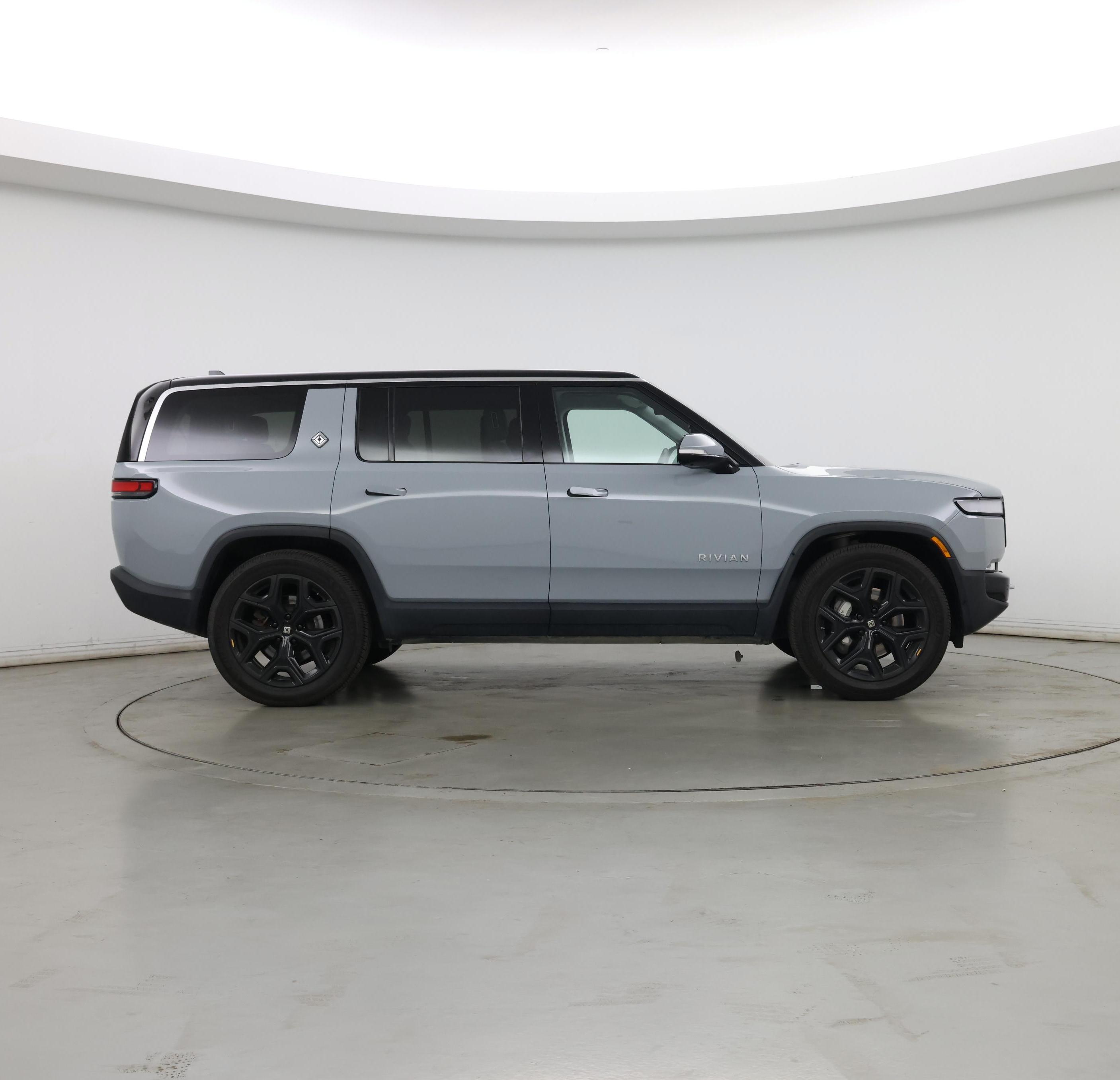 Thumbnail: 2023 Rivian R1S - 7