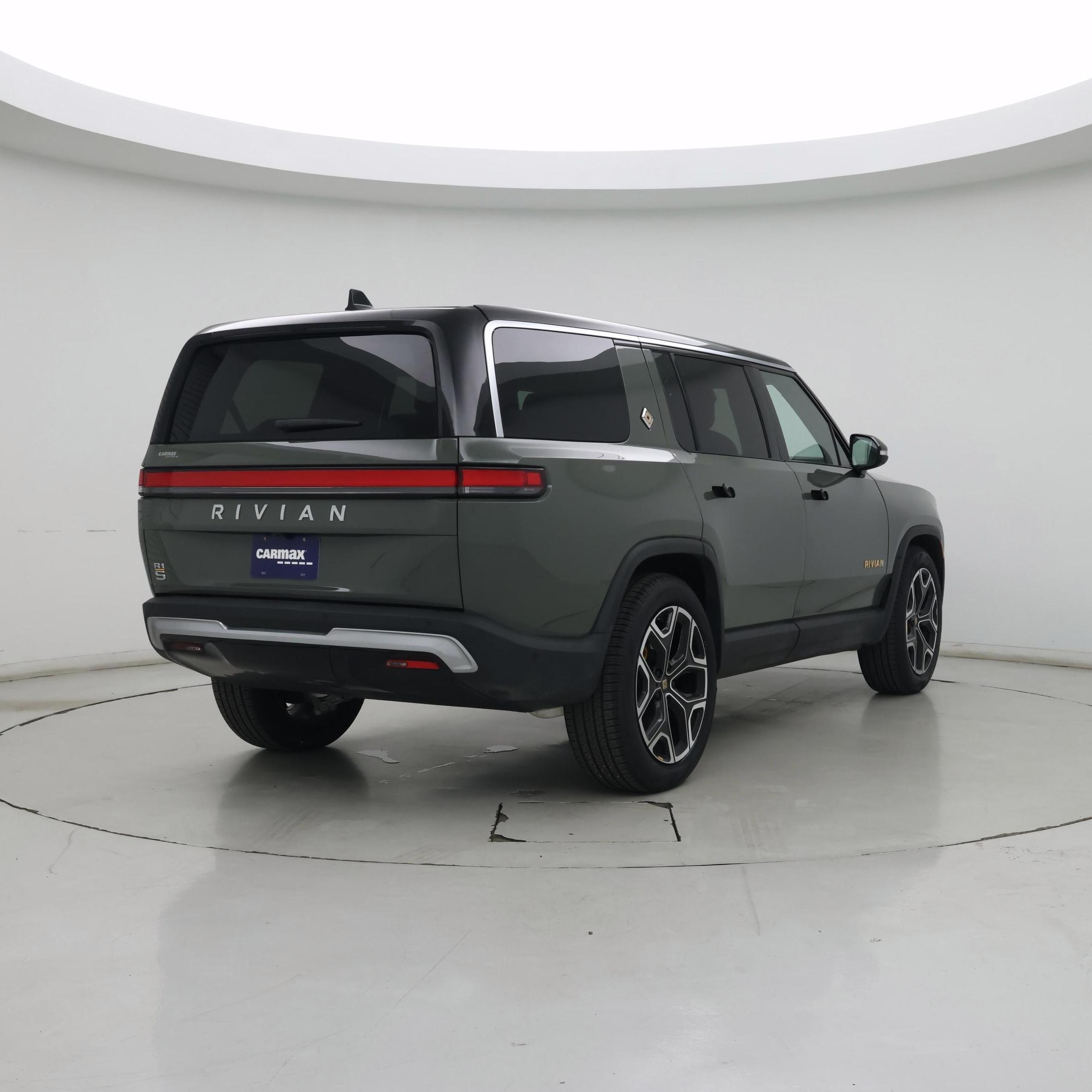 Thumbnail: 2023 Rivian R1S - 8