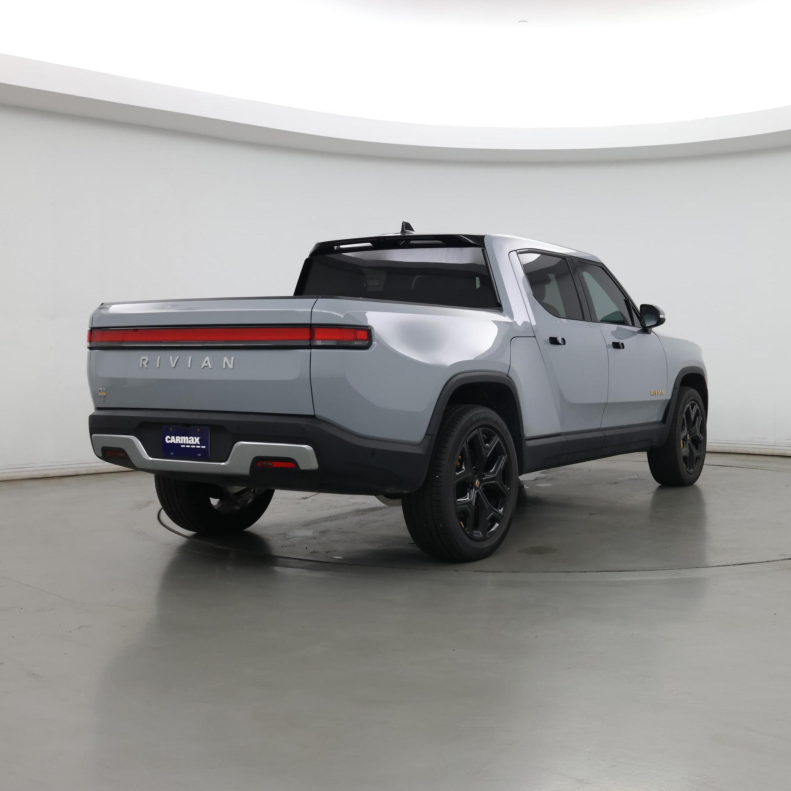 Thumbnail: 2022 Rivian R1T - 8