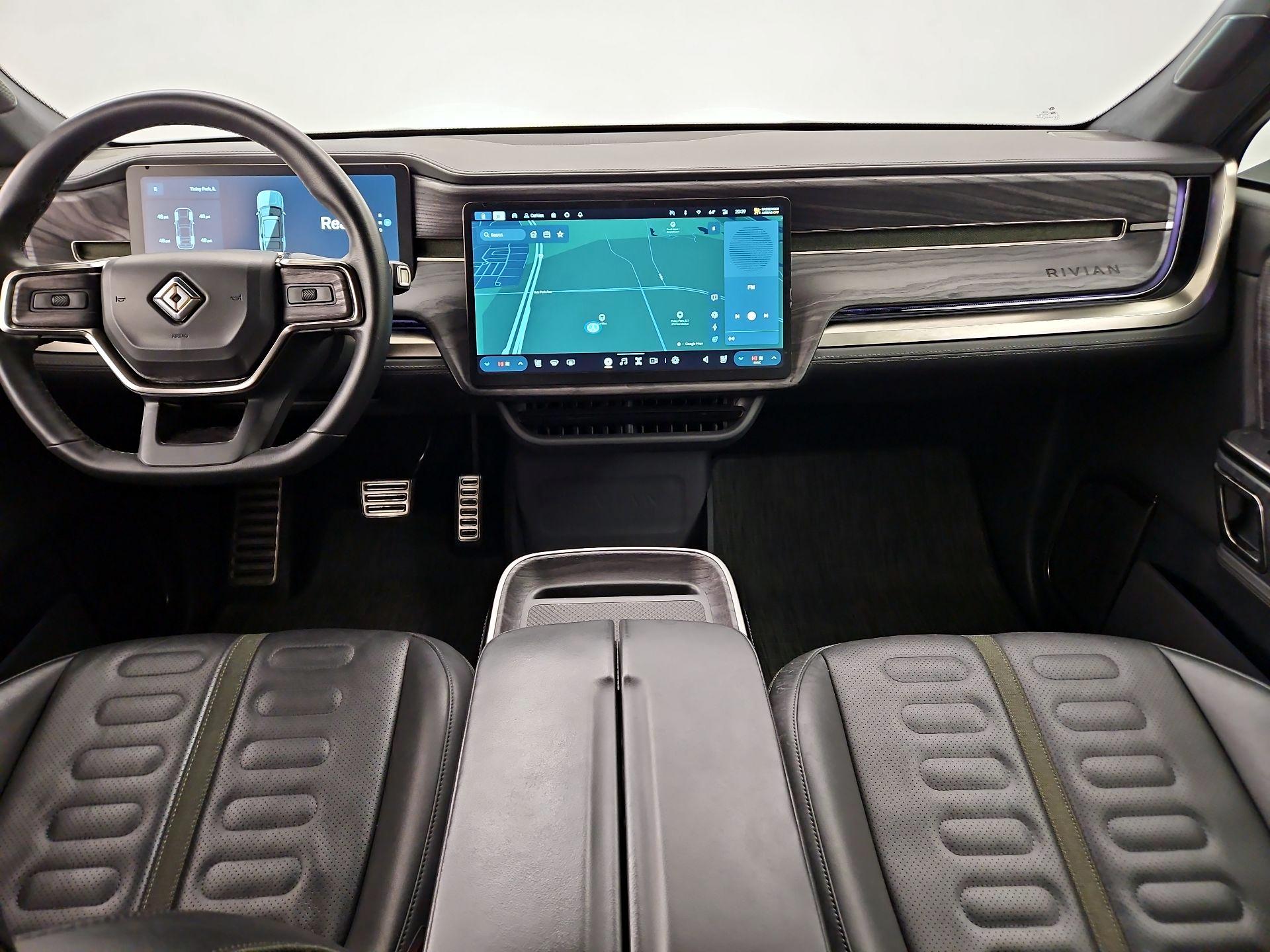 Thumbnail: 2022 Rivian R1S - 9