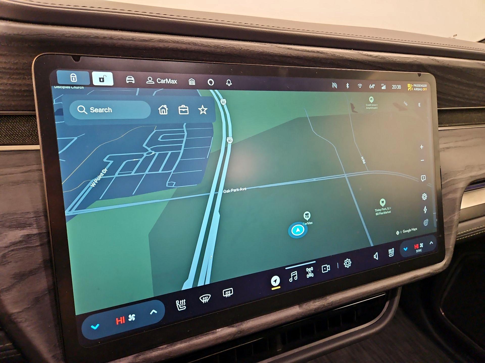 Thumbnail: 2022 Rivian R1S - 13