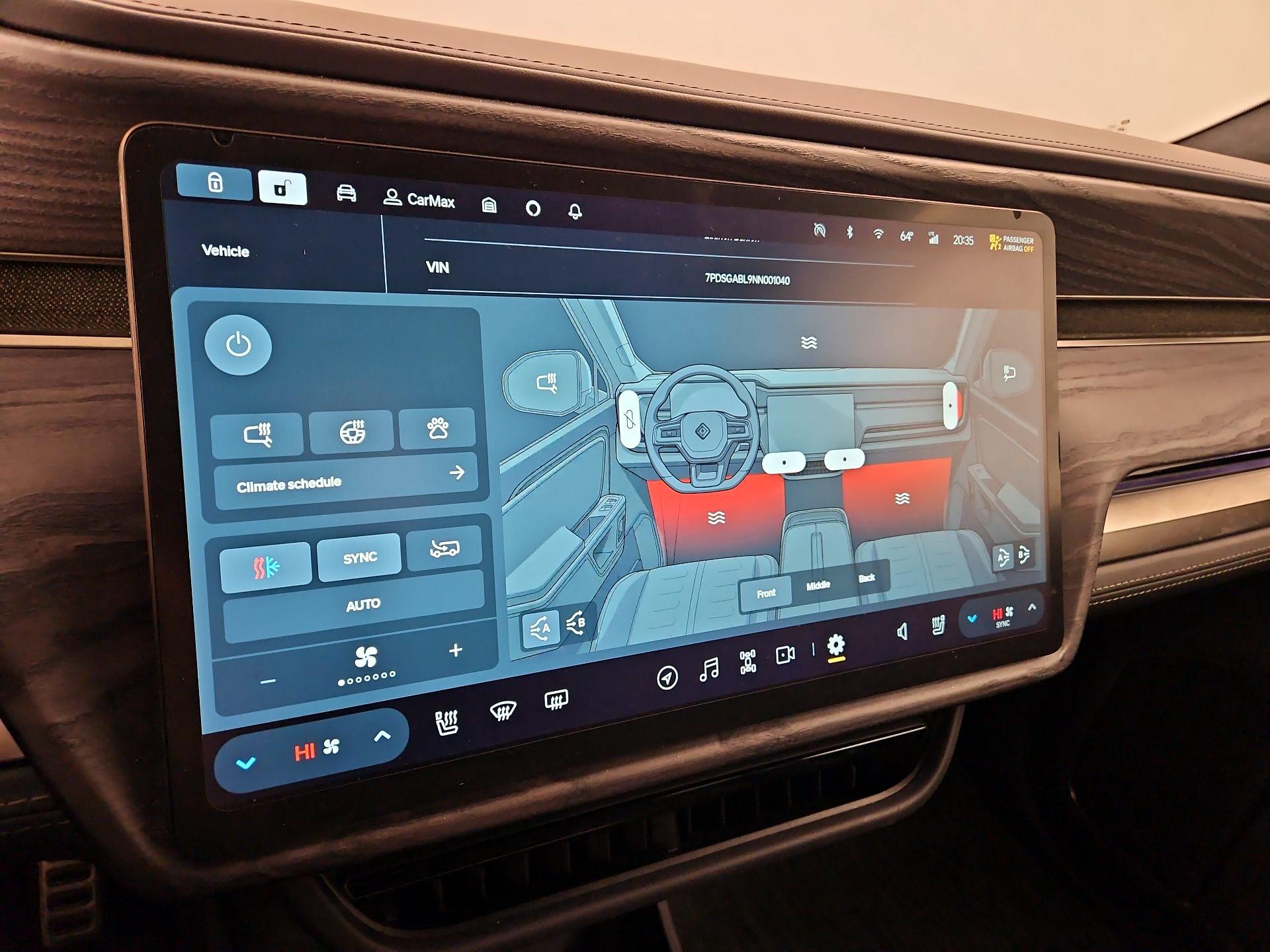 Thumbnail: 2022 Rivian R1S - 16