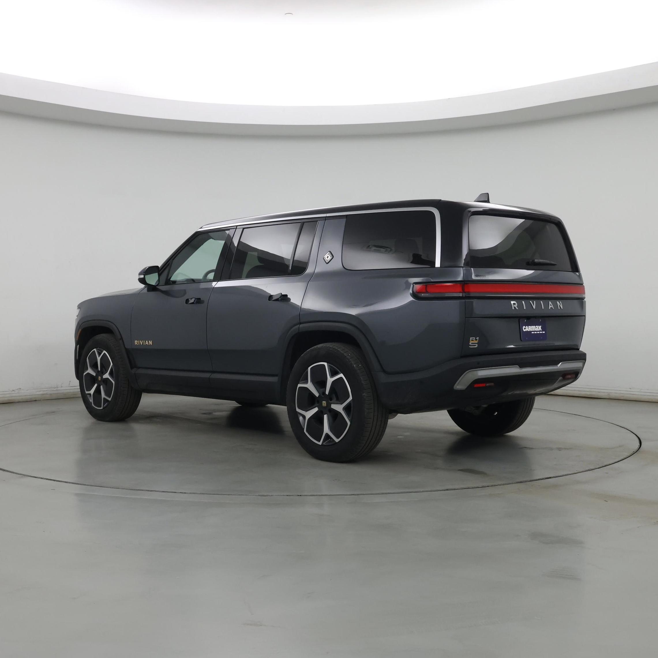 Thumbnail: 2022 Rivian R1S - 2