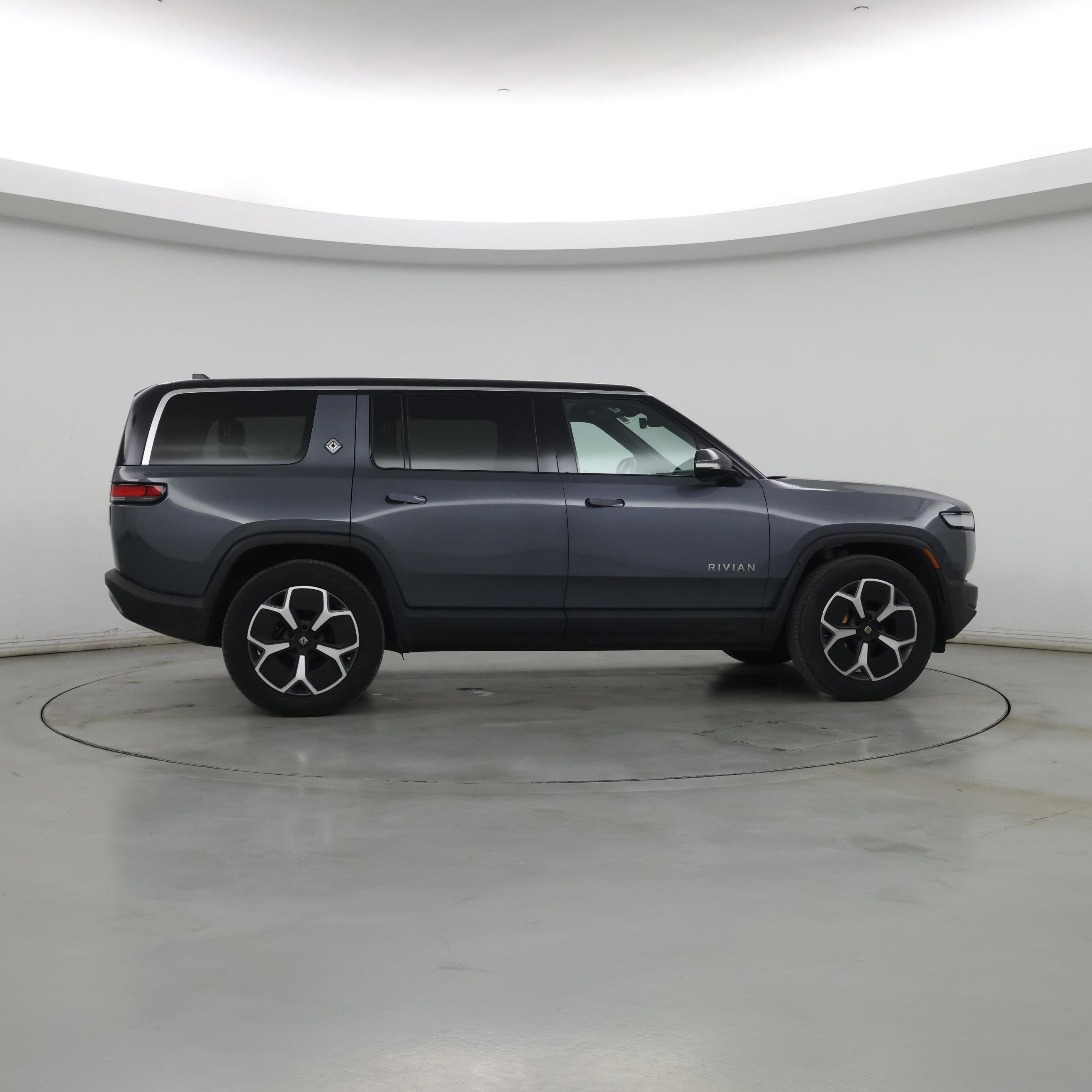 Thumbnail: 2022 Rivian R1S - 7