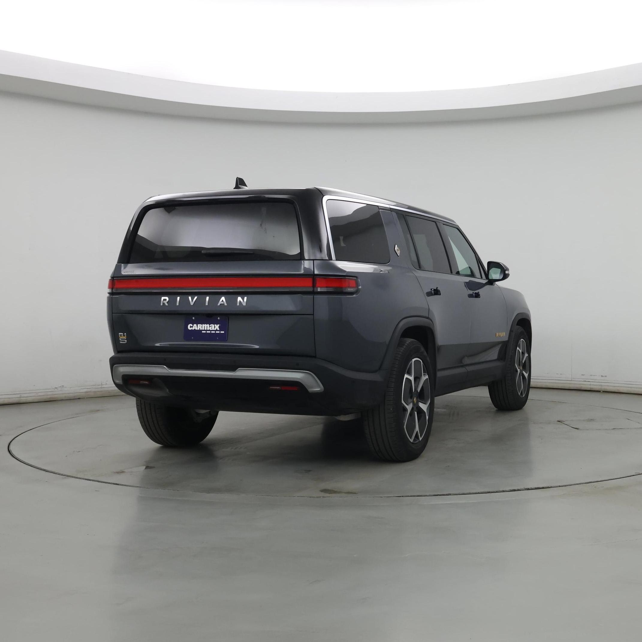 Thumbnail: 2022 Rivian R1S - 8