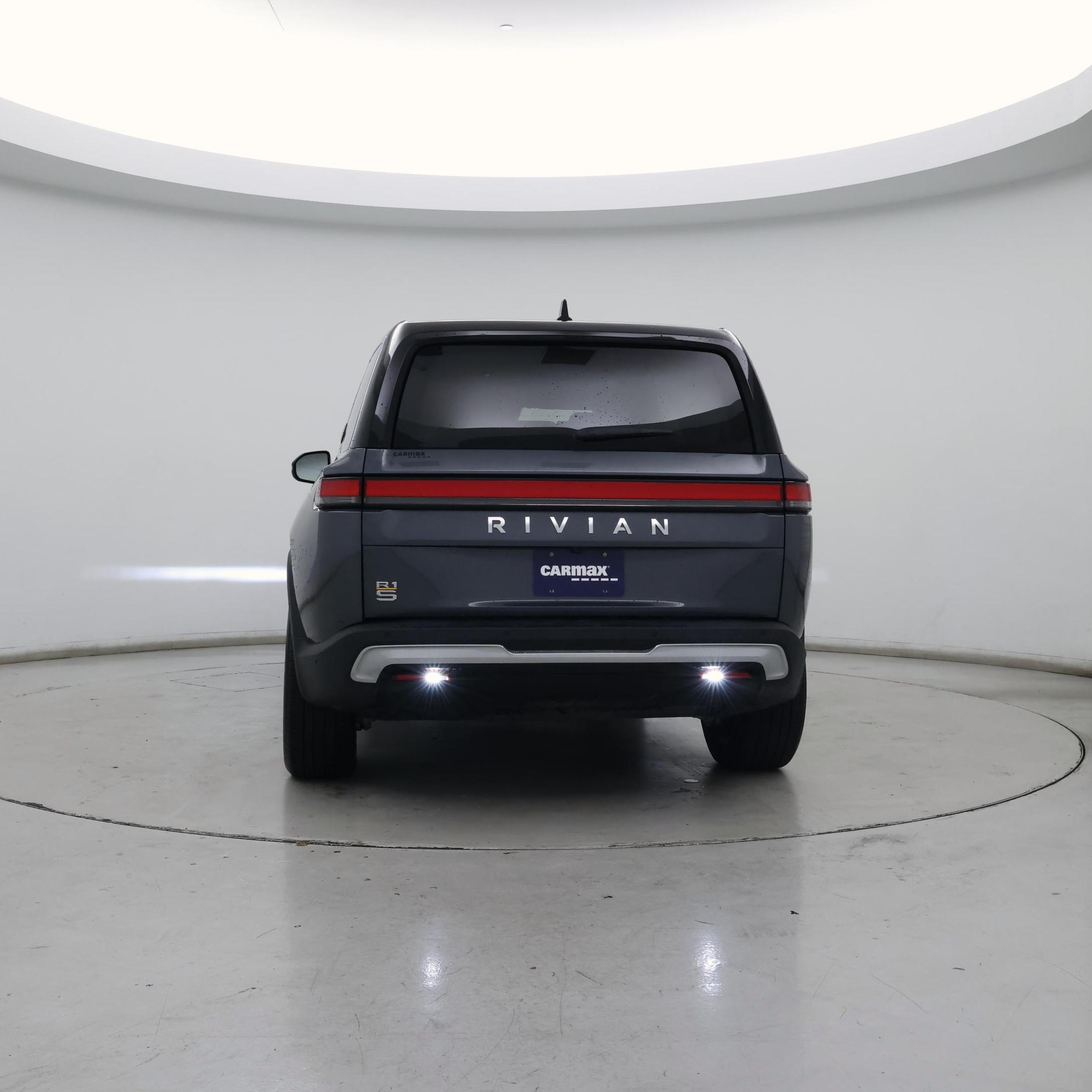 Thumbnail: 2023 Rivian R1S - 6