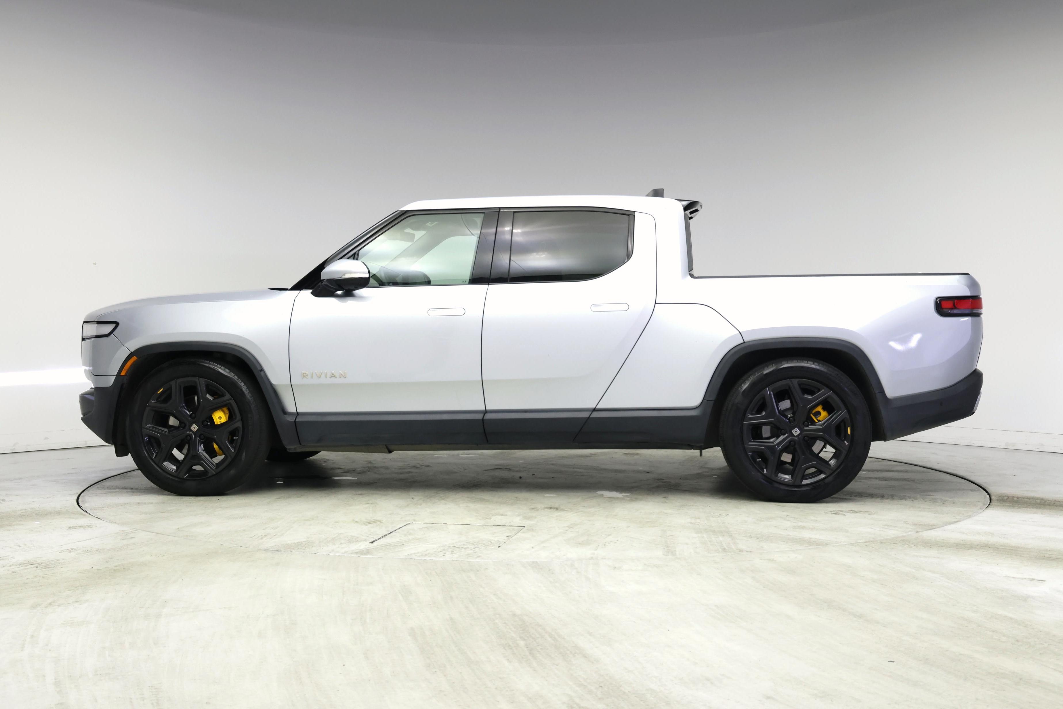 Thumbnail: 2022 Rivian R1T - 3