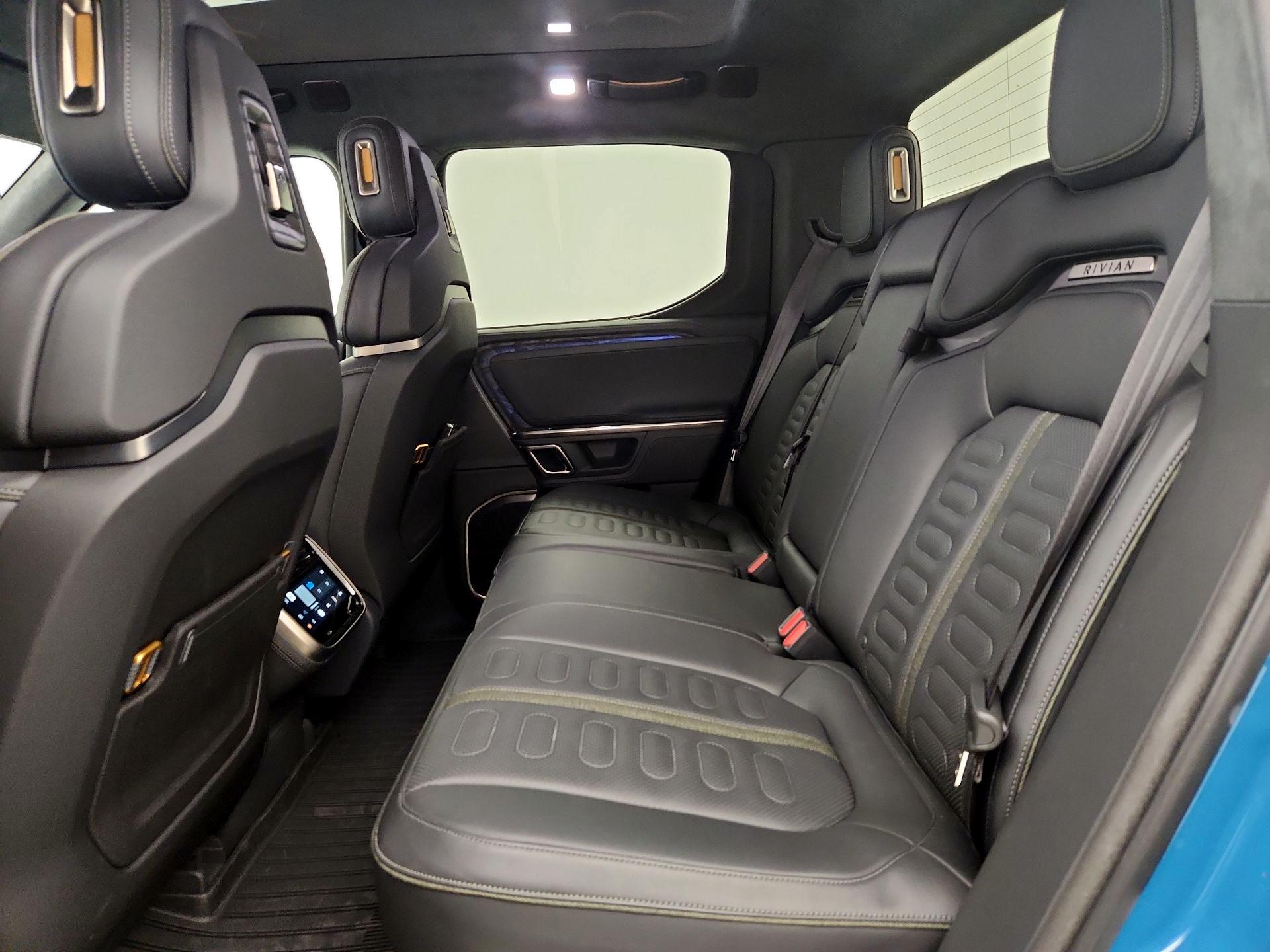 Thumbnail: 2022 Rivian R1T - 19