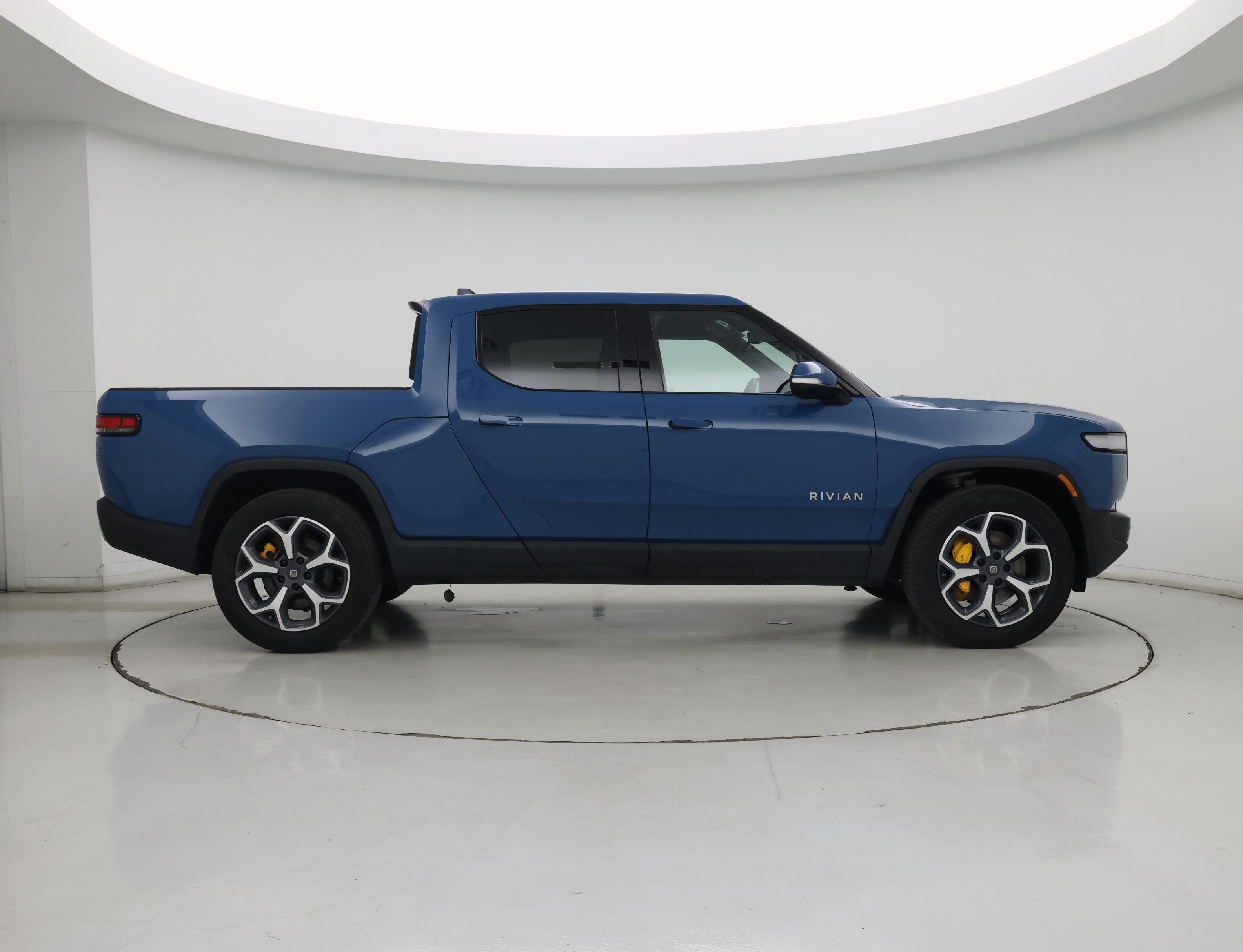 Thumbnail: 2022 Rivian R1T - 7