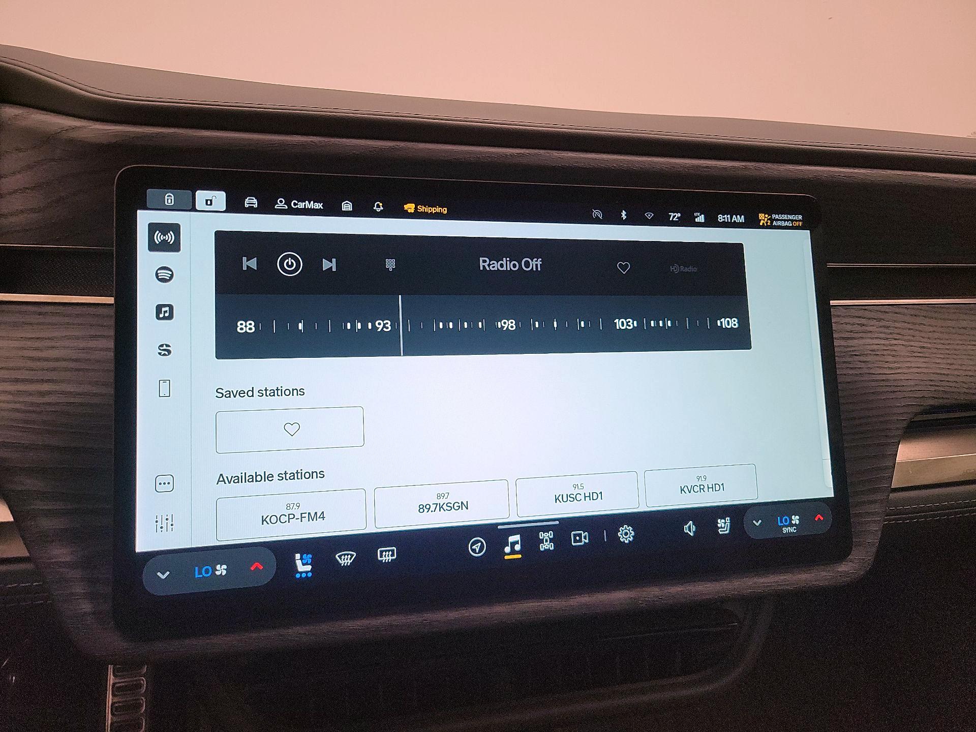 Thumbnail: 2022 Rivian R1S - 15