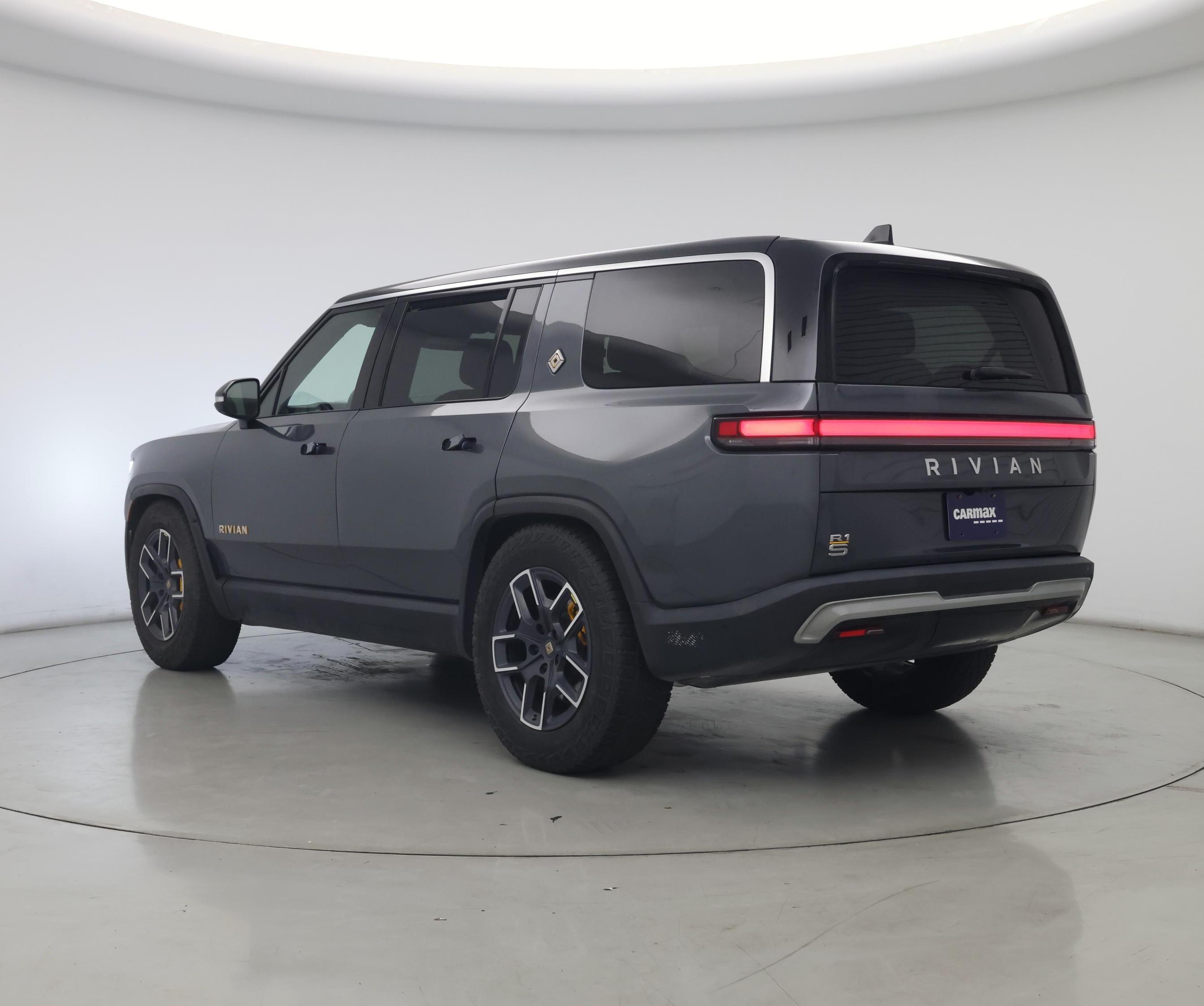 Thumbnail: 2022 Rivian R1S - 2