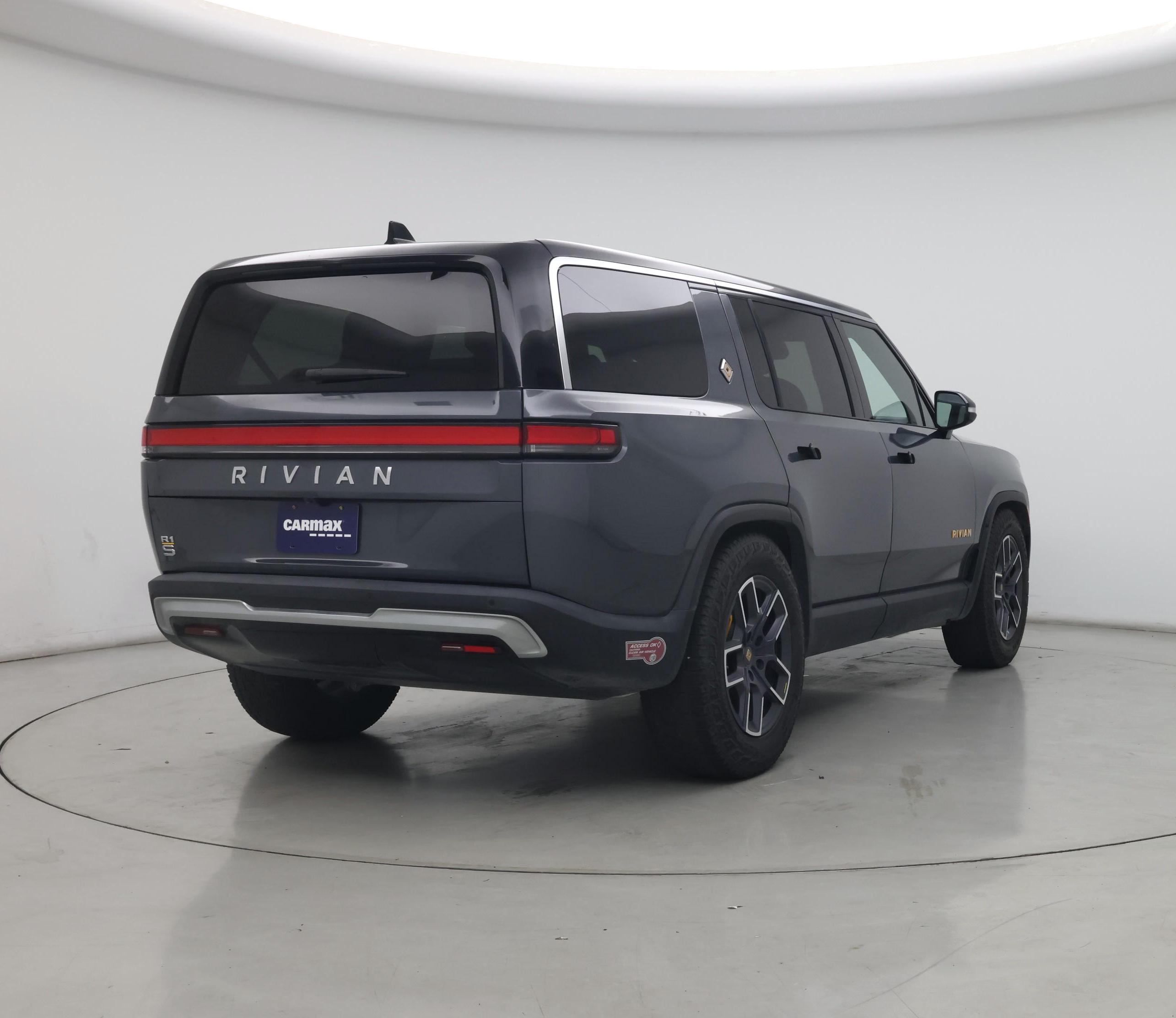 Thumbnail: 2022 Rivian R1S - 8