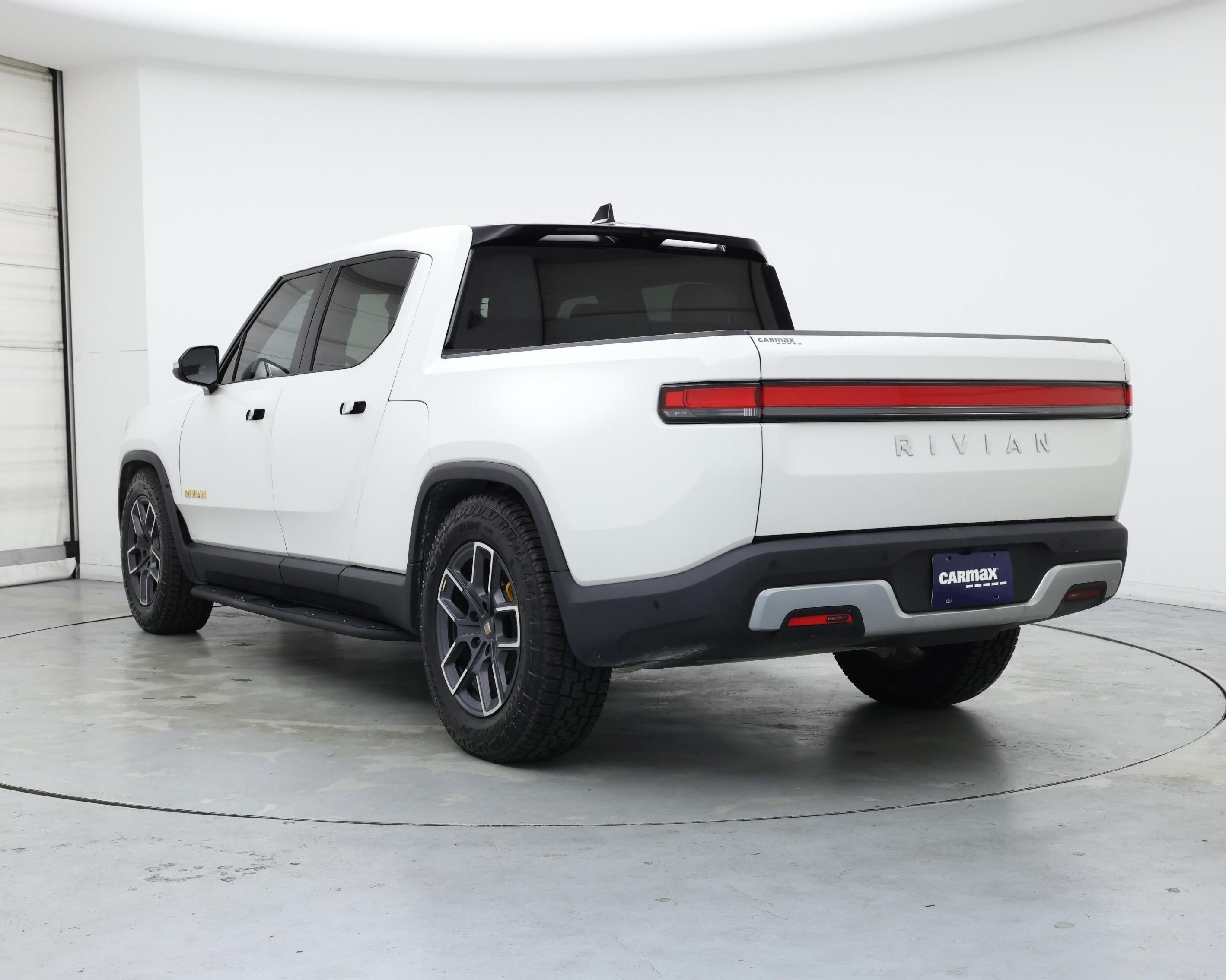 Thumbnail: 2022 Rivian R1T - 2