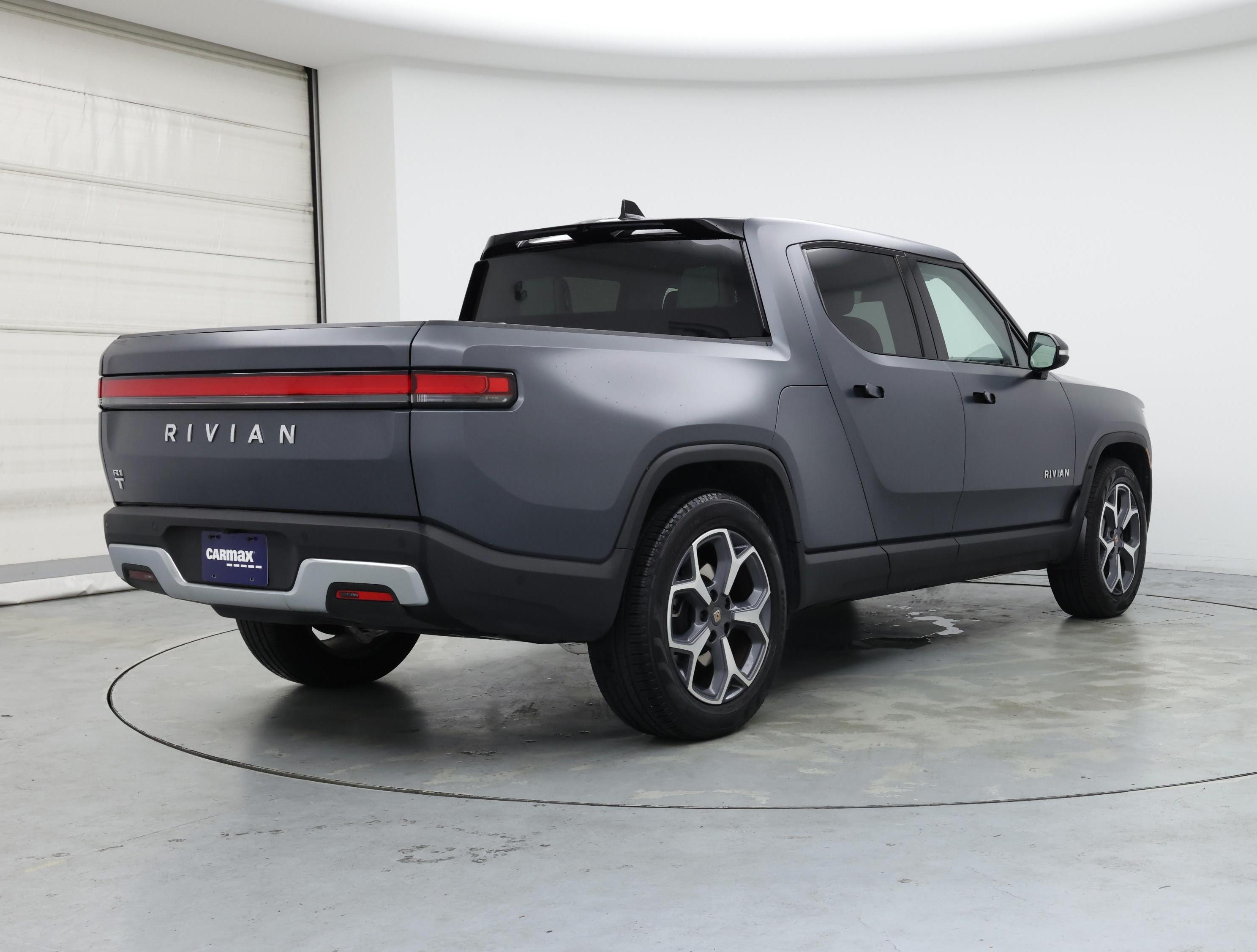 Thumbnail: 2023 Rivian R1T - 8