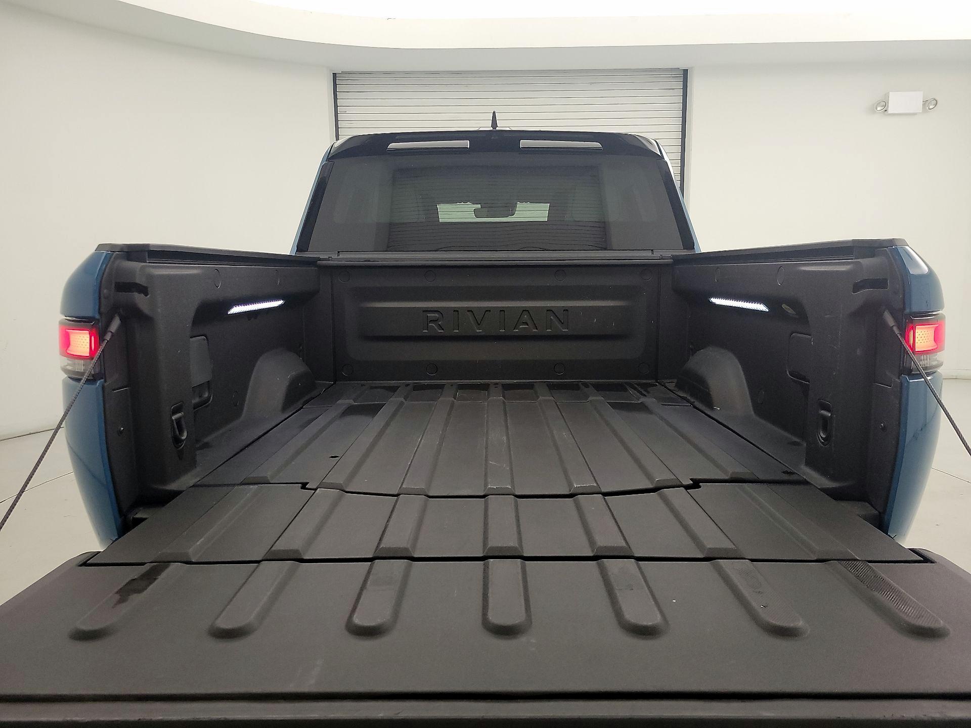 Thumbnail: 2022 Rivian R1T - 20