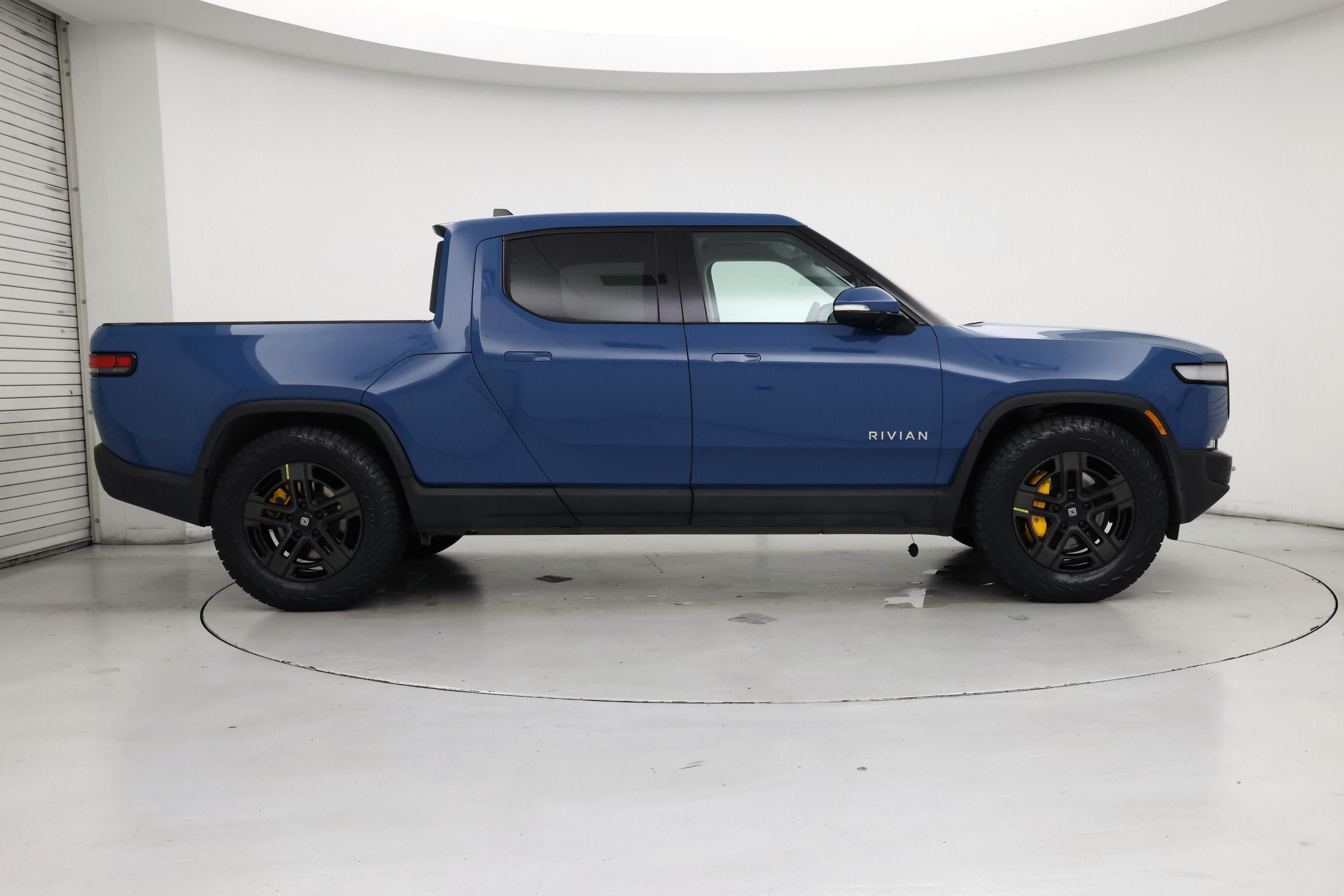 Thumbnail: 2022 Rivian R1T - 7