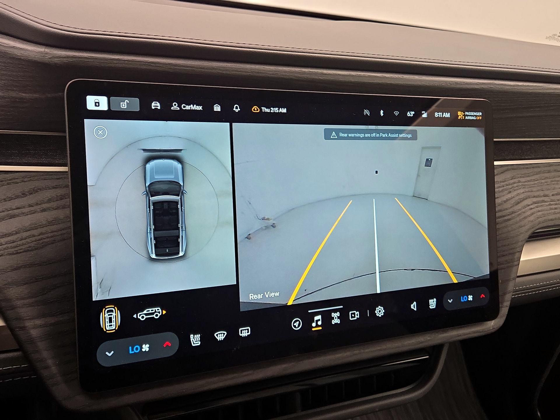 Thumbnail: 2023 Rivian R1S - 14