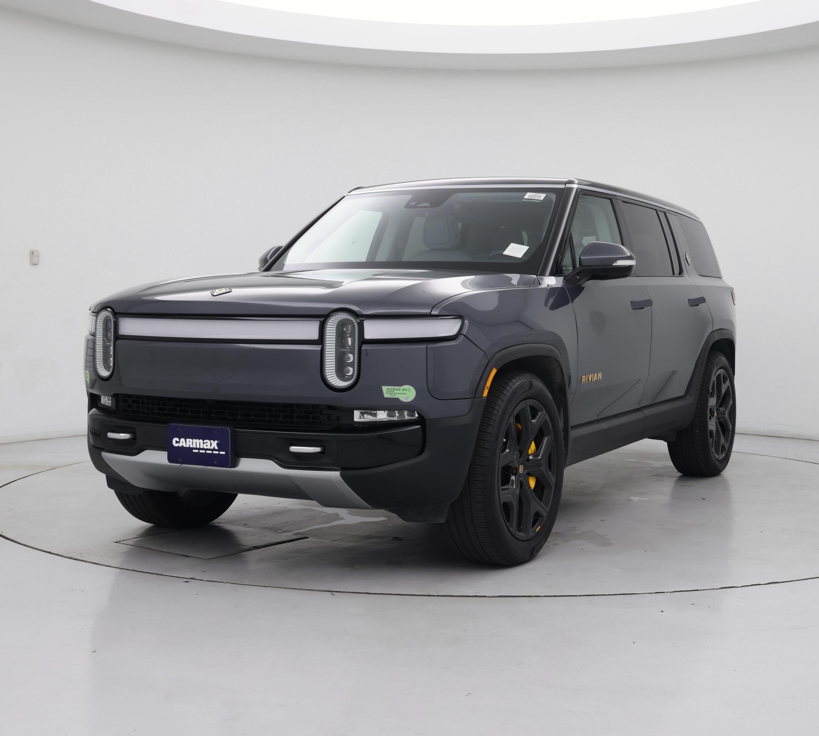 Thumbnail: 2023 Rivian R1S - 4