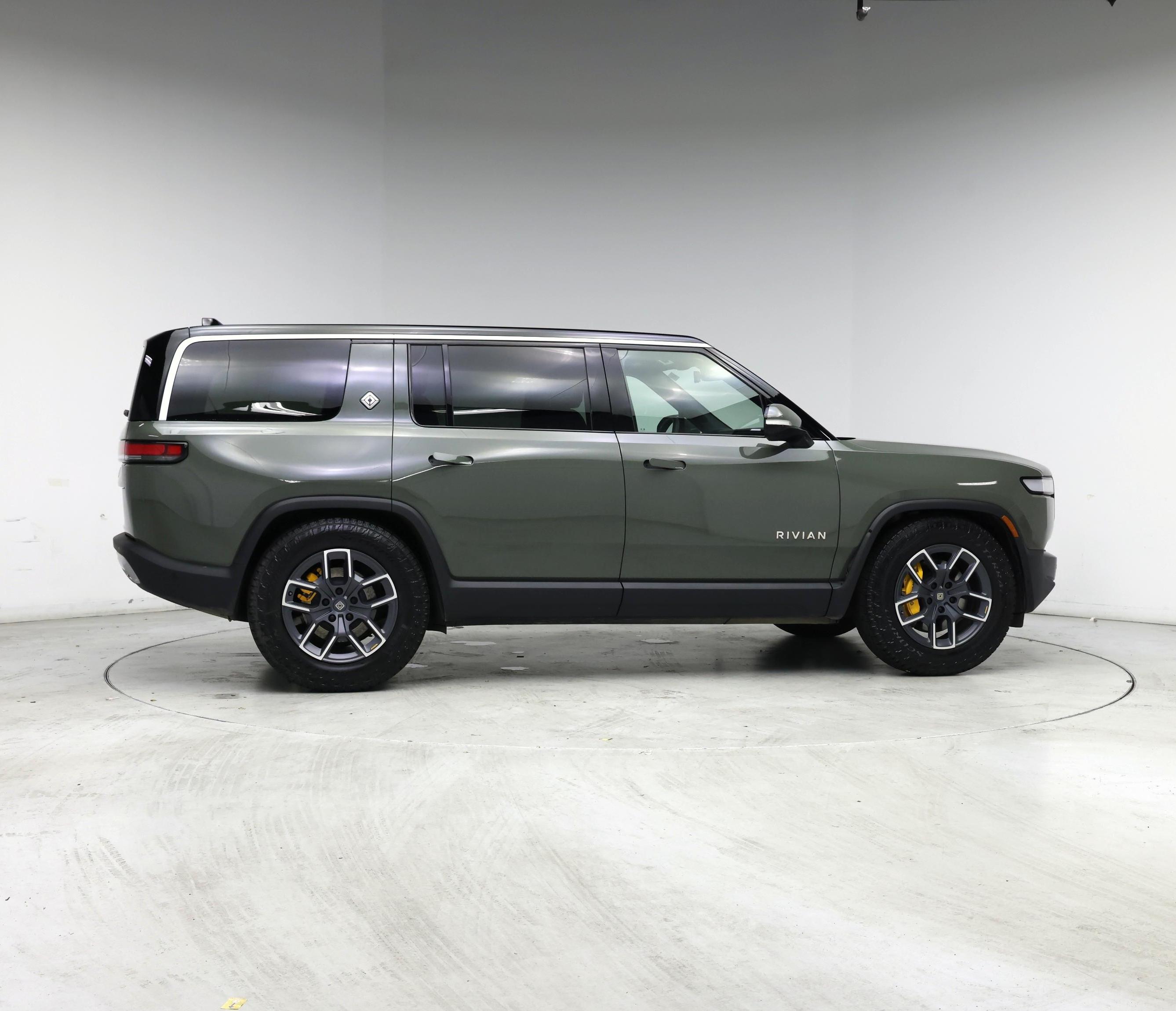 Thumbnail: 2023 Rivian R1S - 7
