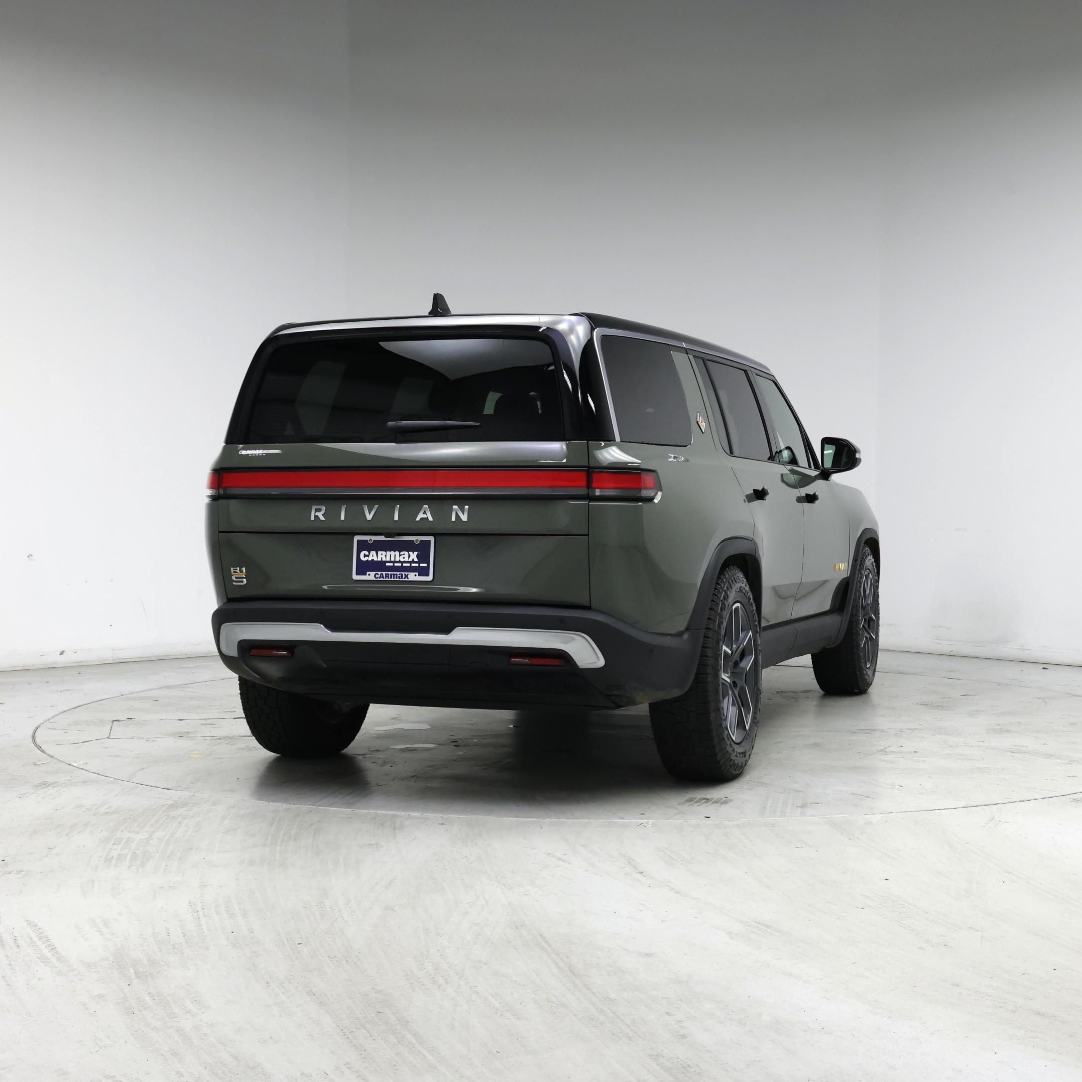 Thumbnail: 2023 Rivian R1S - 8