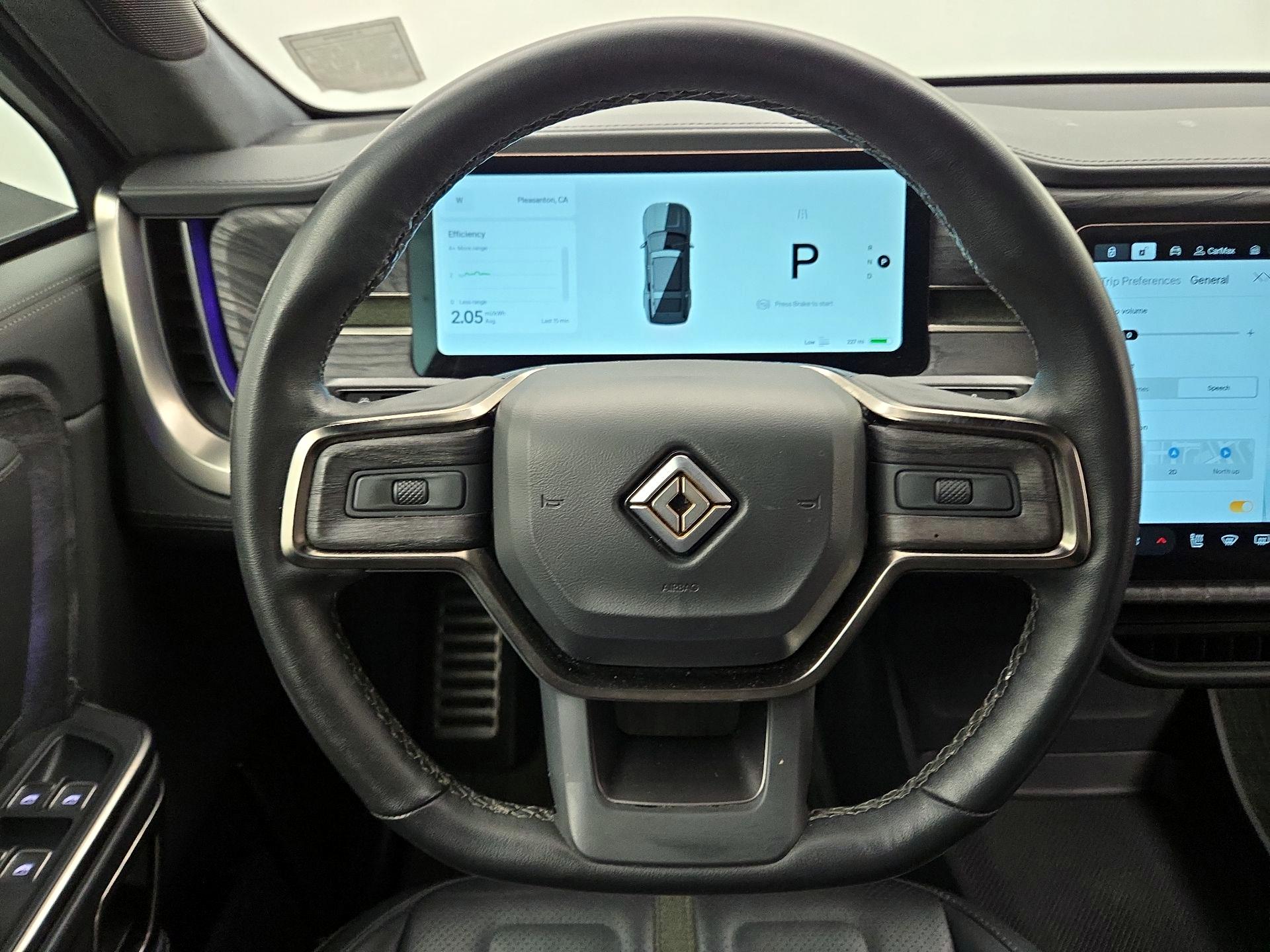 Thumbnail: 2022 Rivian R1S - 10