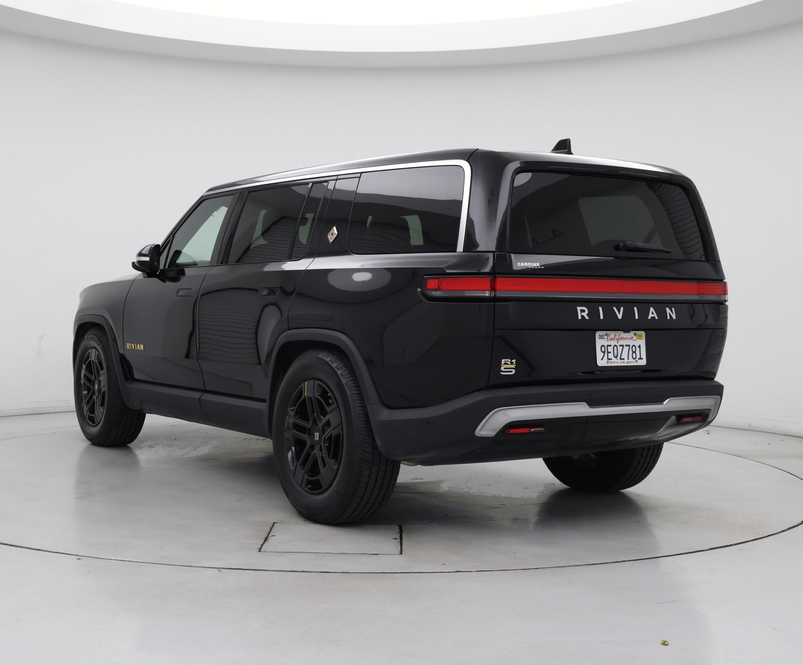 Thumbnail: 2022 Rivian R1S - 2