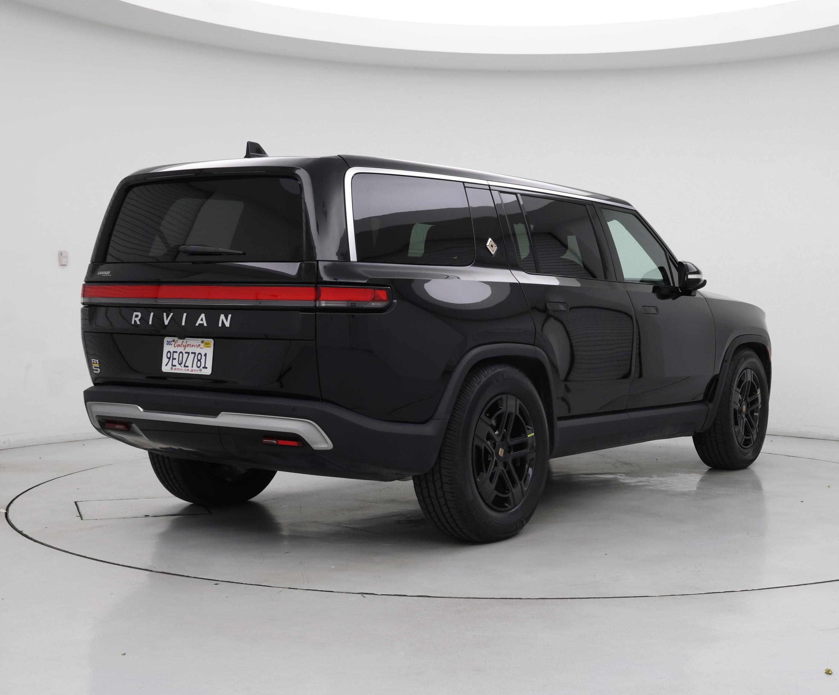 Thumbnail: 2022 Rivian R1S - 8