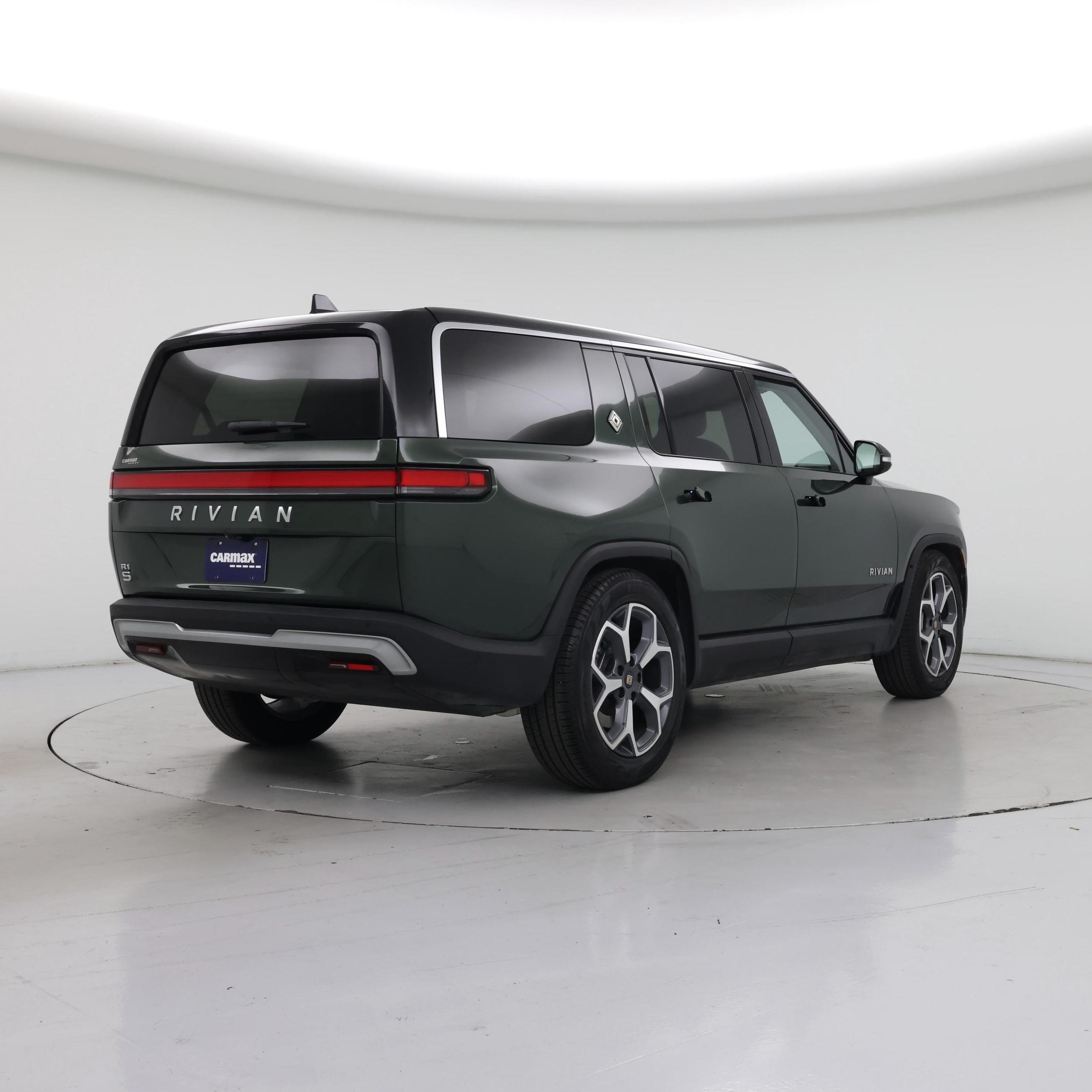 Thumbnail: 2024 Rivian R1S - 8