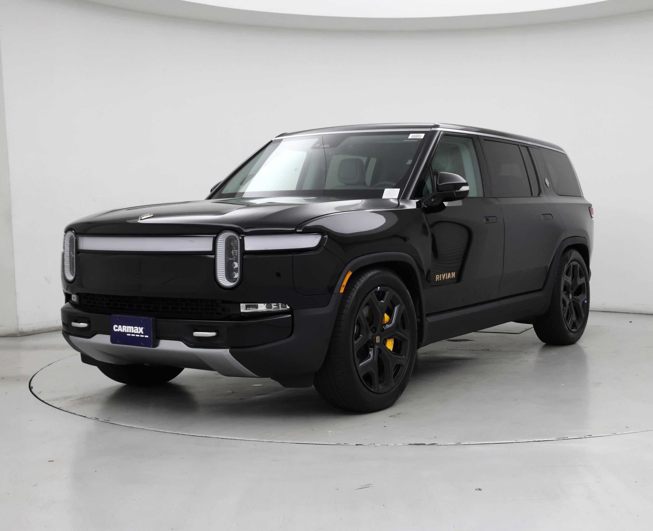 Thumbnail: 2023 Rivian R1S - 4