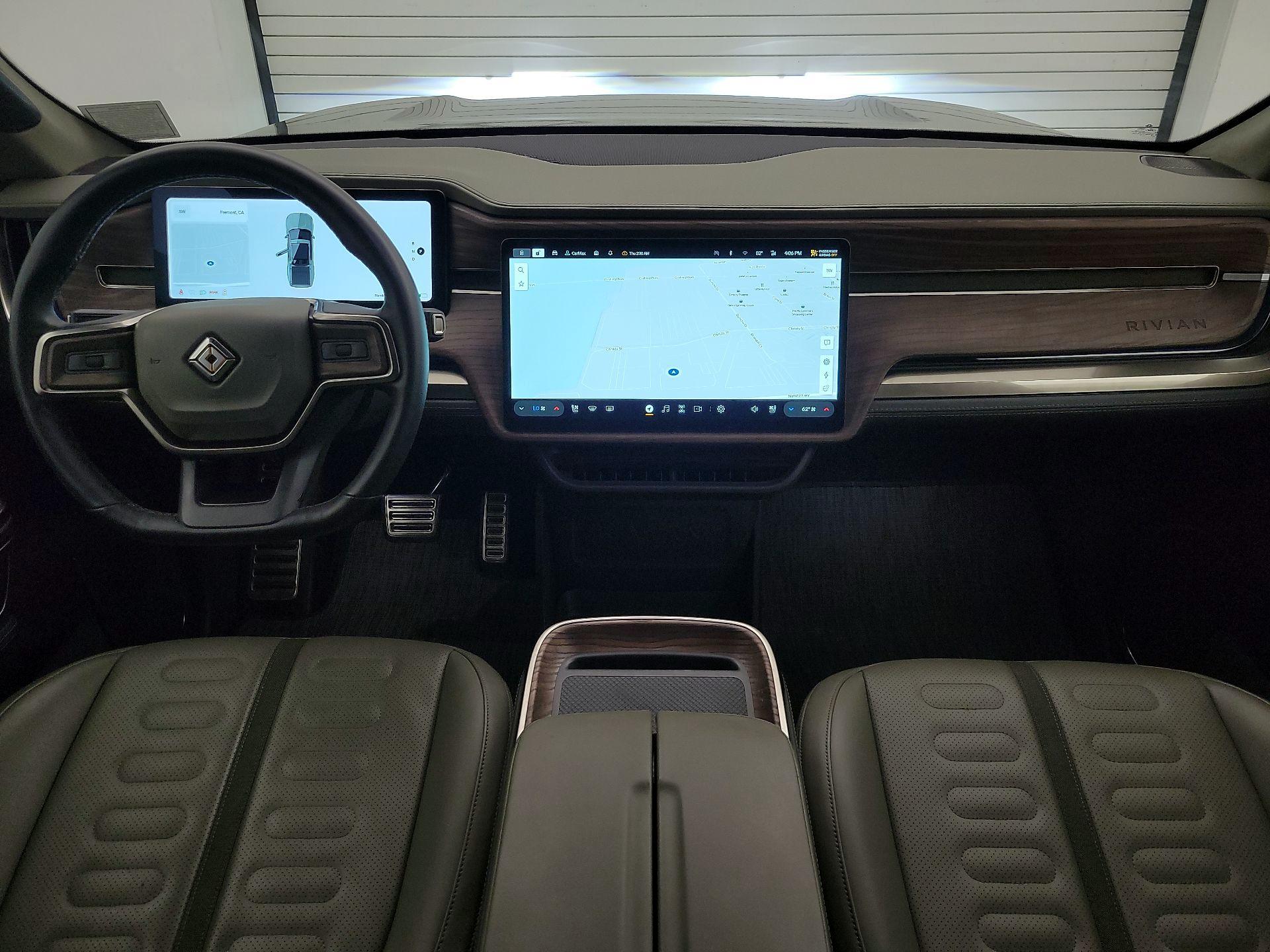 Thumbnail: 2022 Rivian R1T - 9
