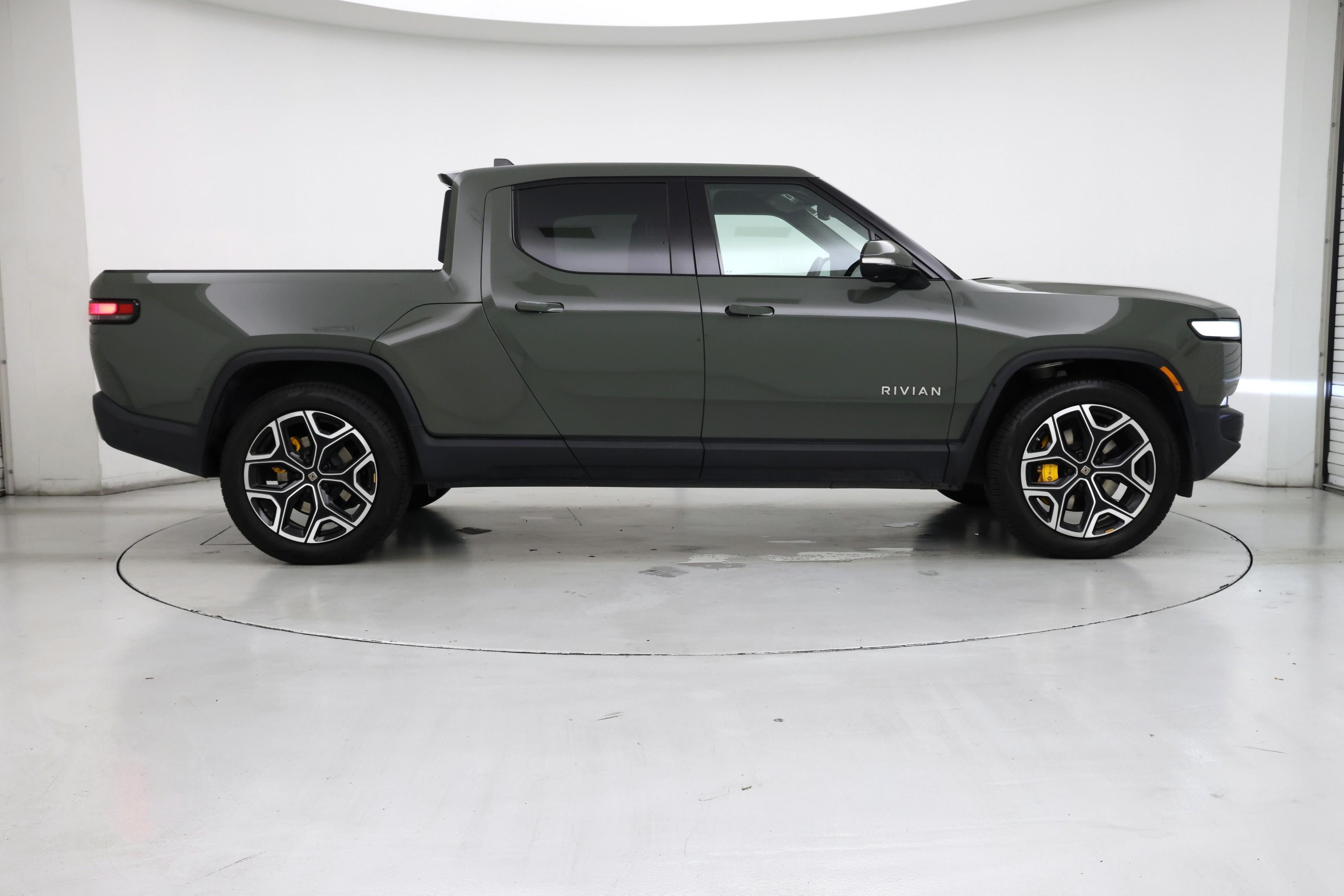 Thumbnail: 2022 Rivian R1T - 7