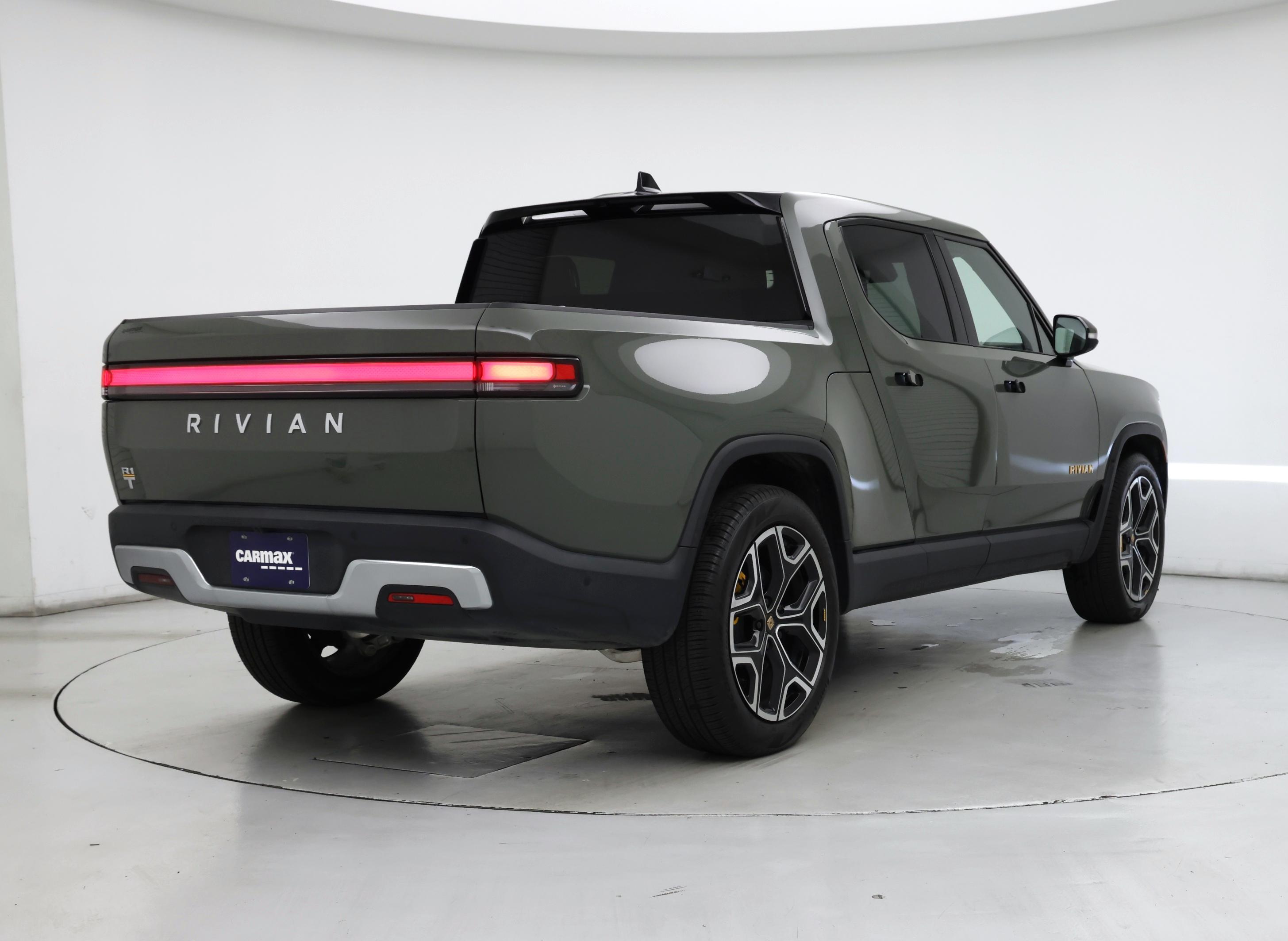 Thumbnail: 2022 Rivian R1T - 8