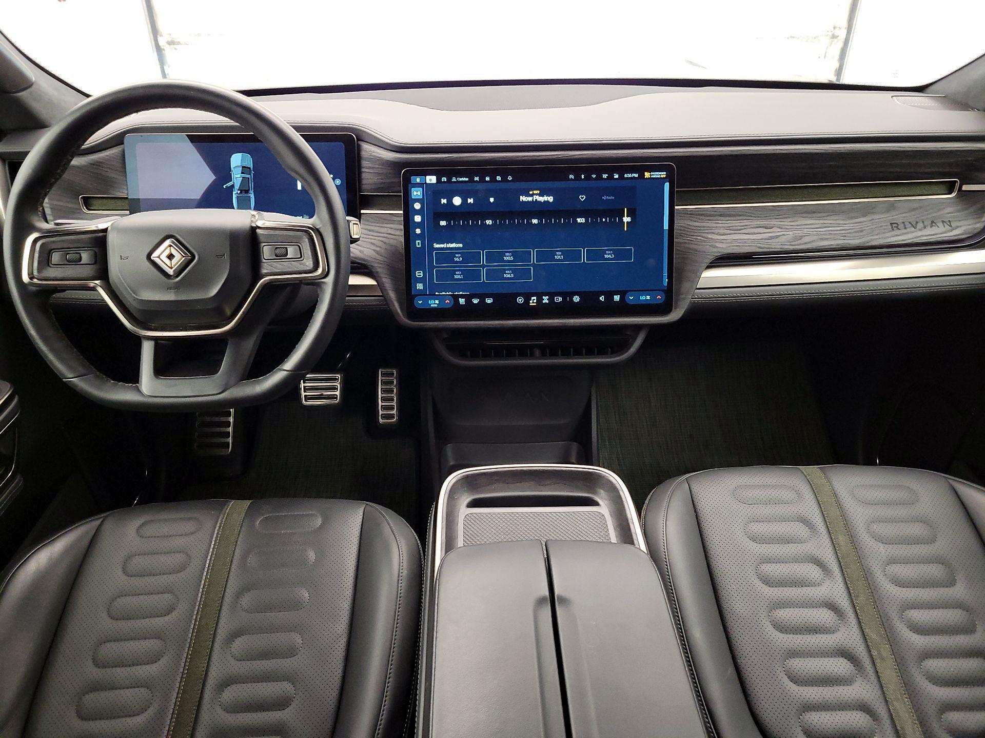 Thumbnail: 2022 Rivian R1T - 9